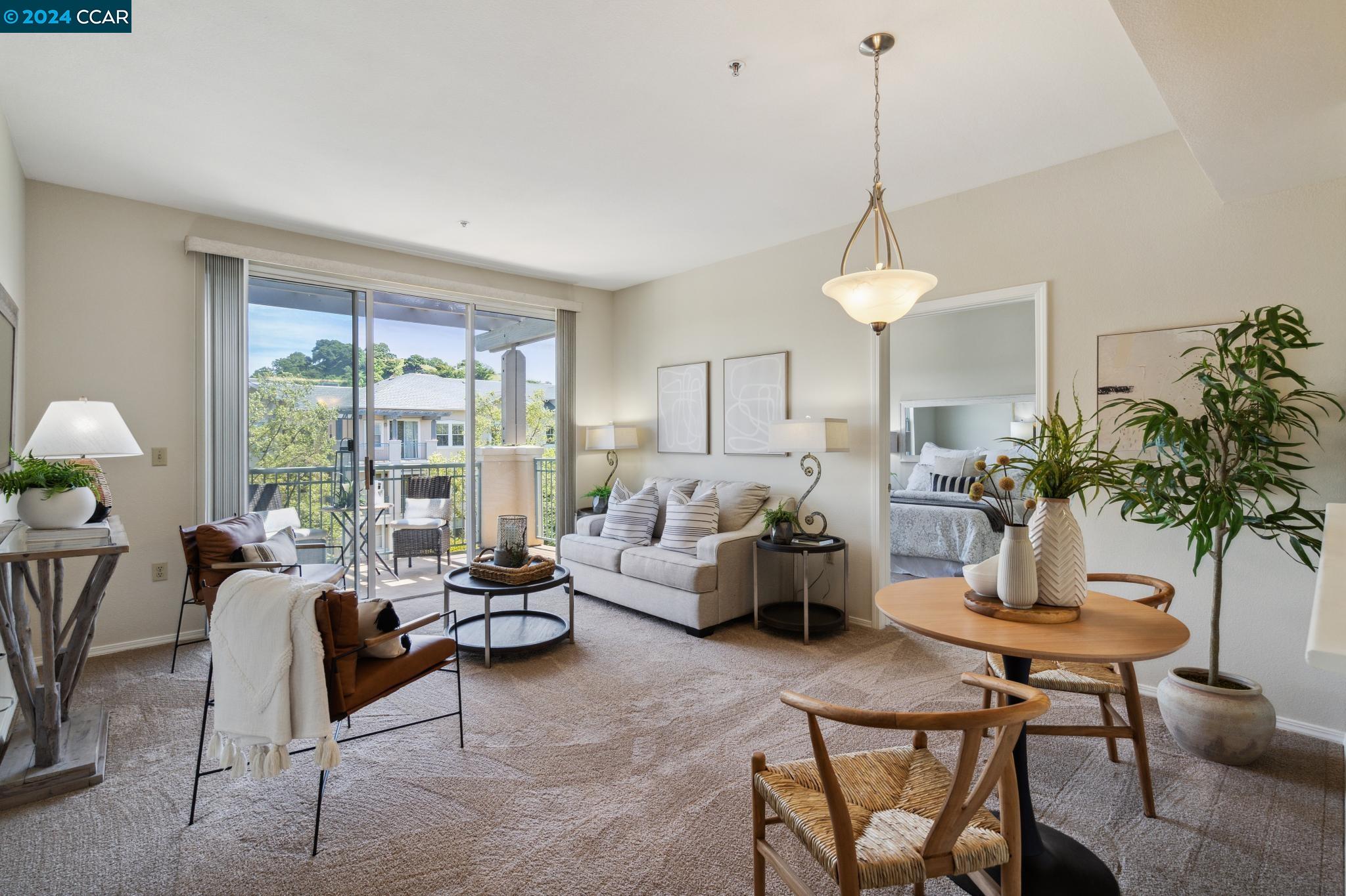 1840 Tice Creek # 2405