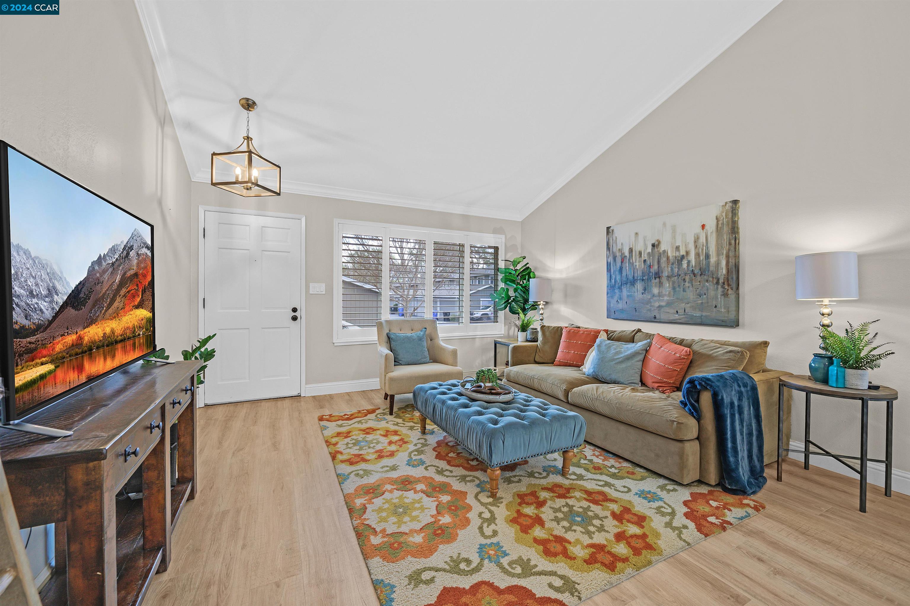 1482 Greenlawn Dr, Danville 94526