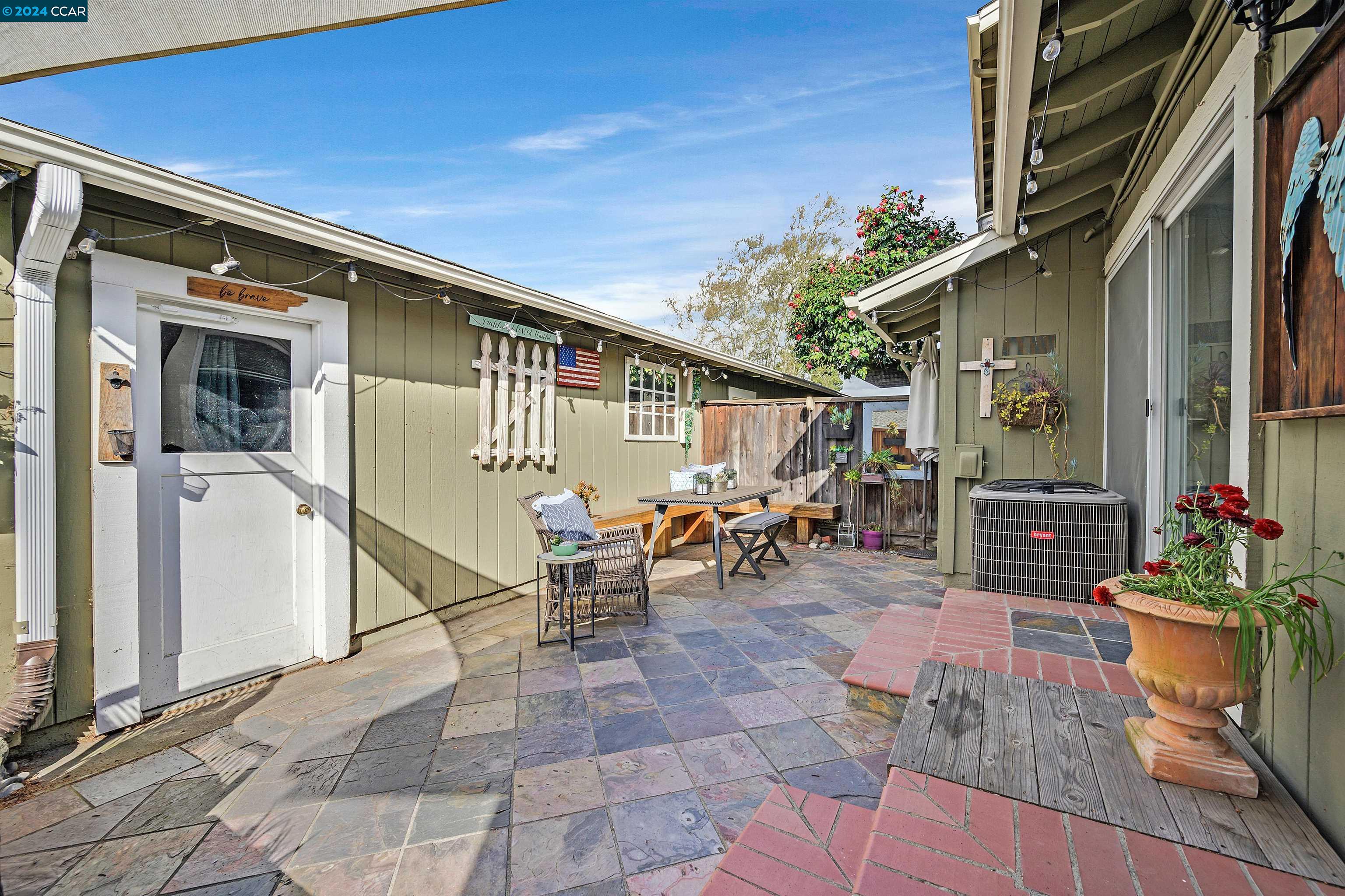 1482 Greenlawn Dr, Danville 94526