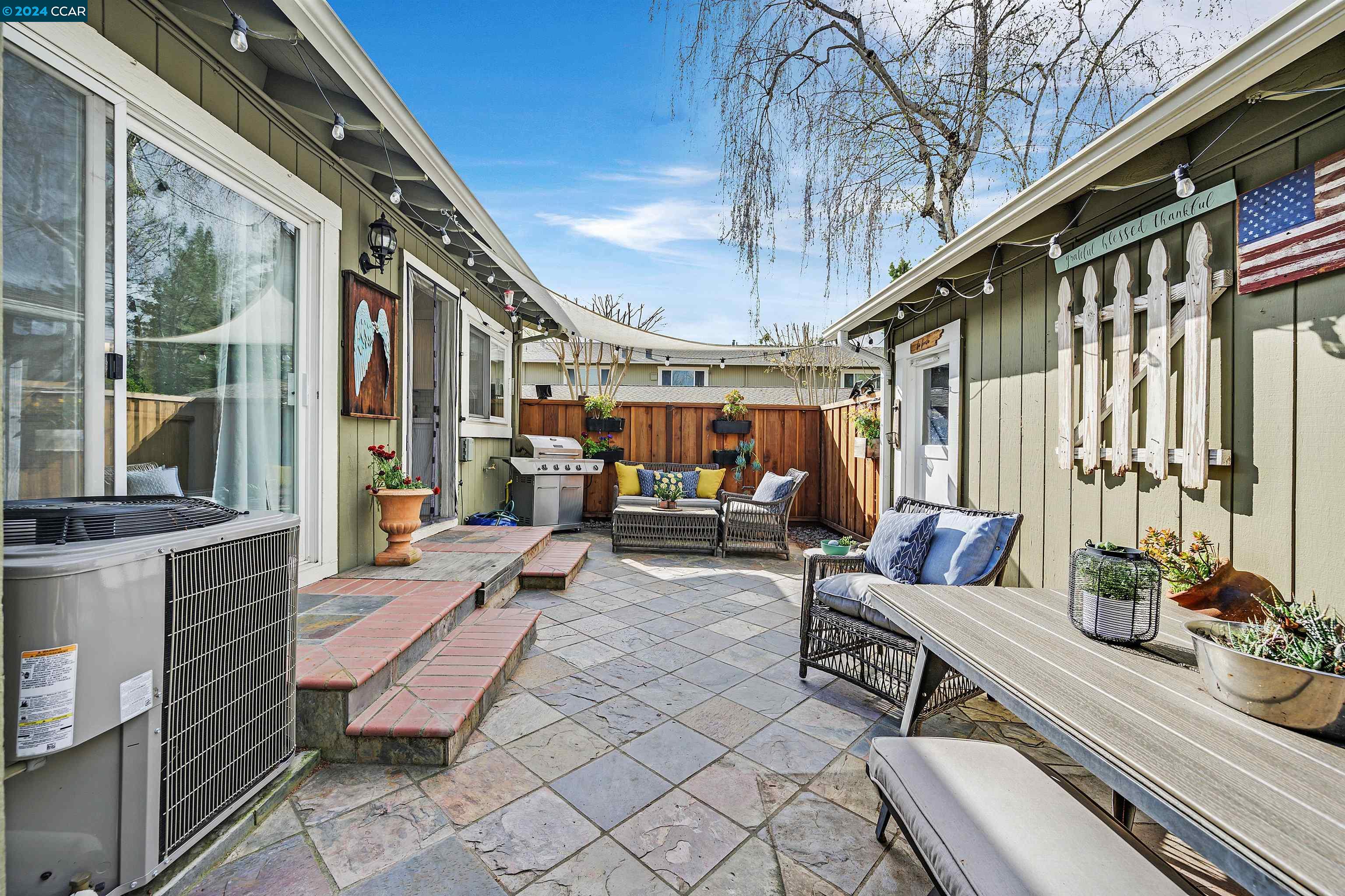 1482 Greenlawn Dr, Danville 94526