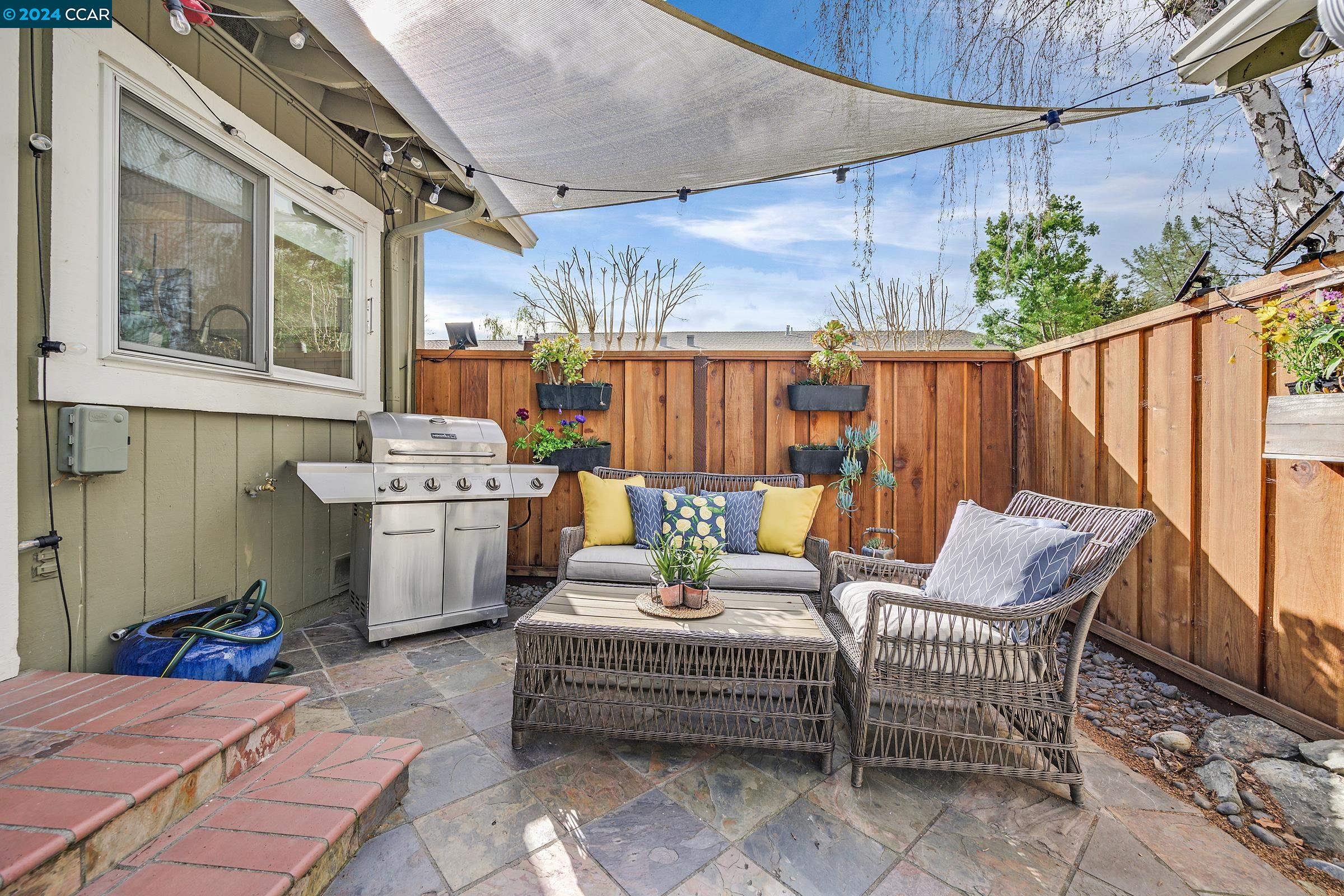 1482 Greenlawn Dr, Danville 94526