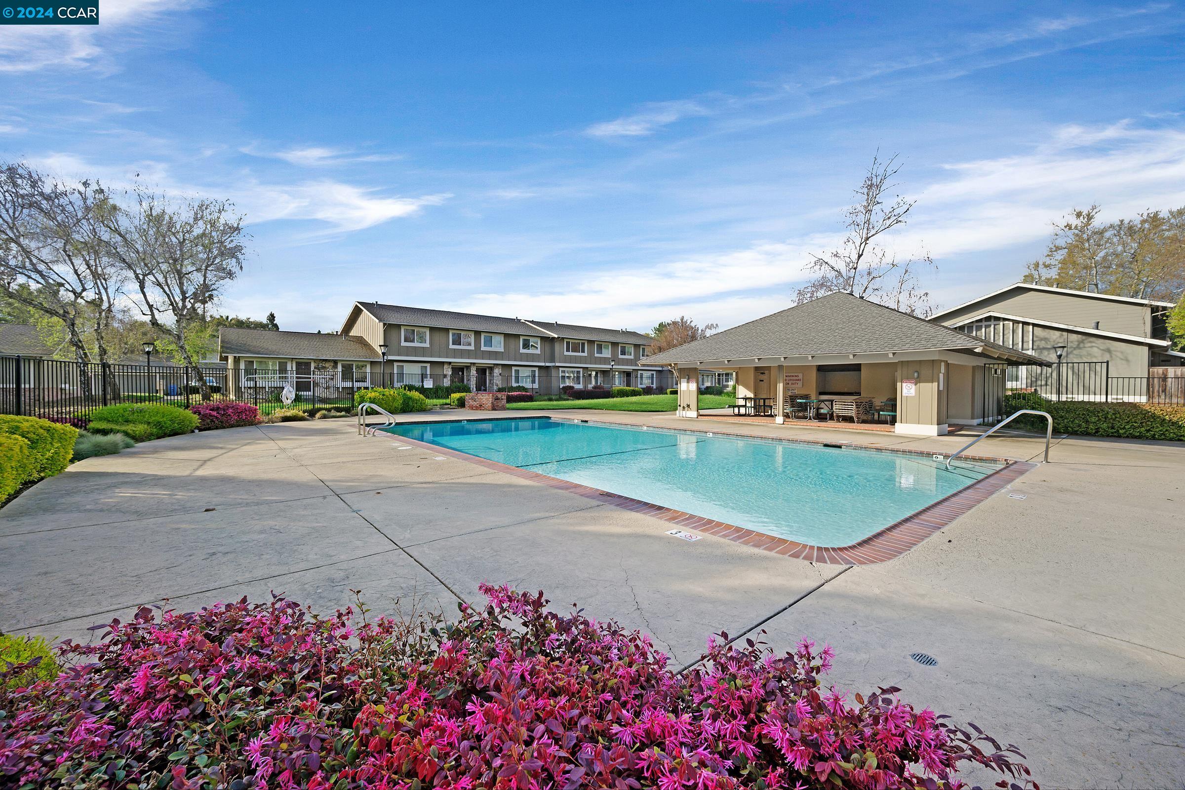 1482 Greenlawn Dr, Danville 94526