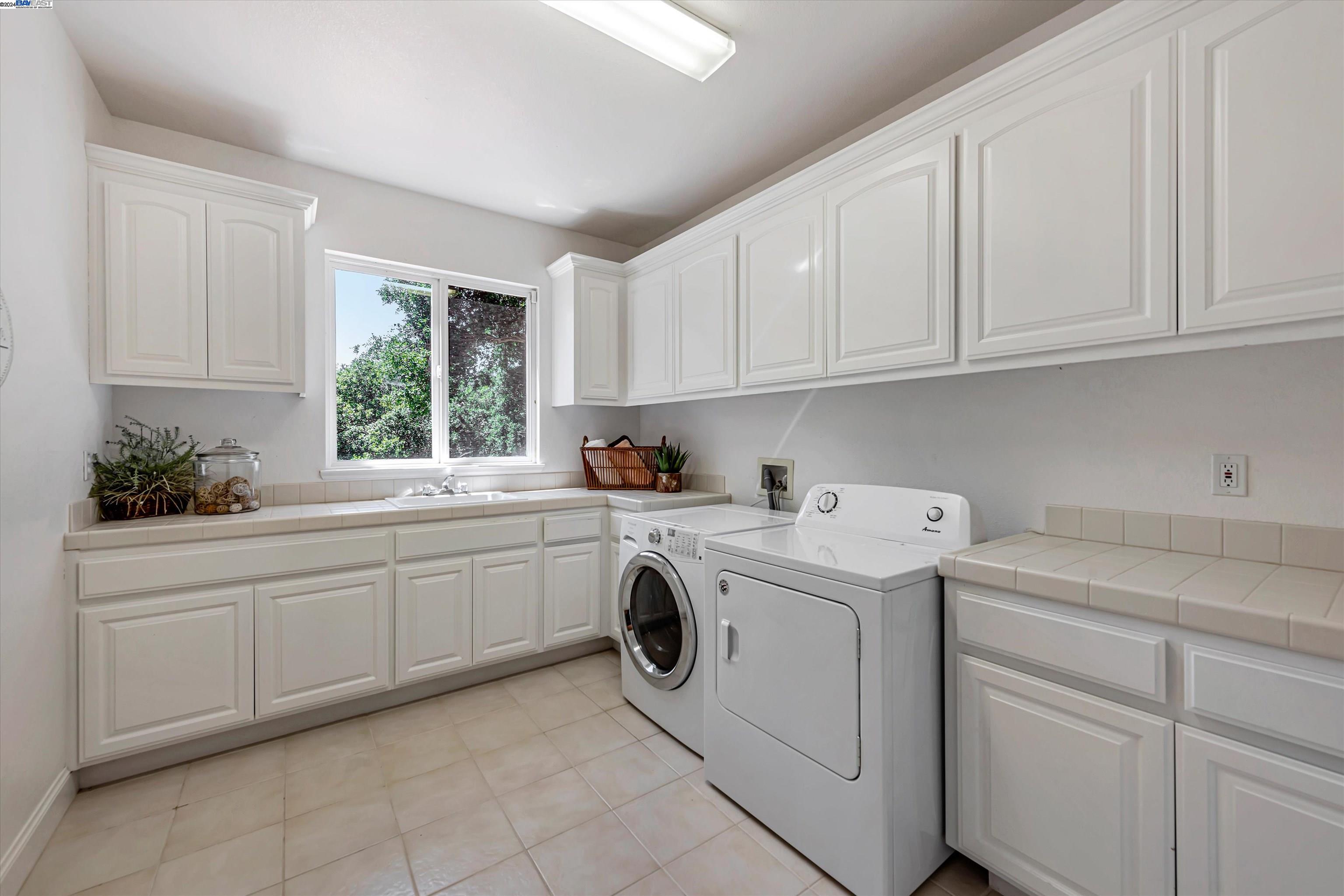 5430 Stonehurst drive