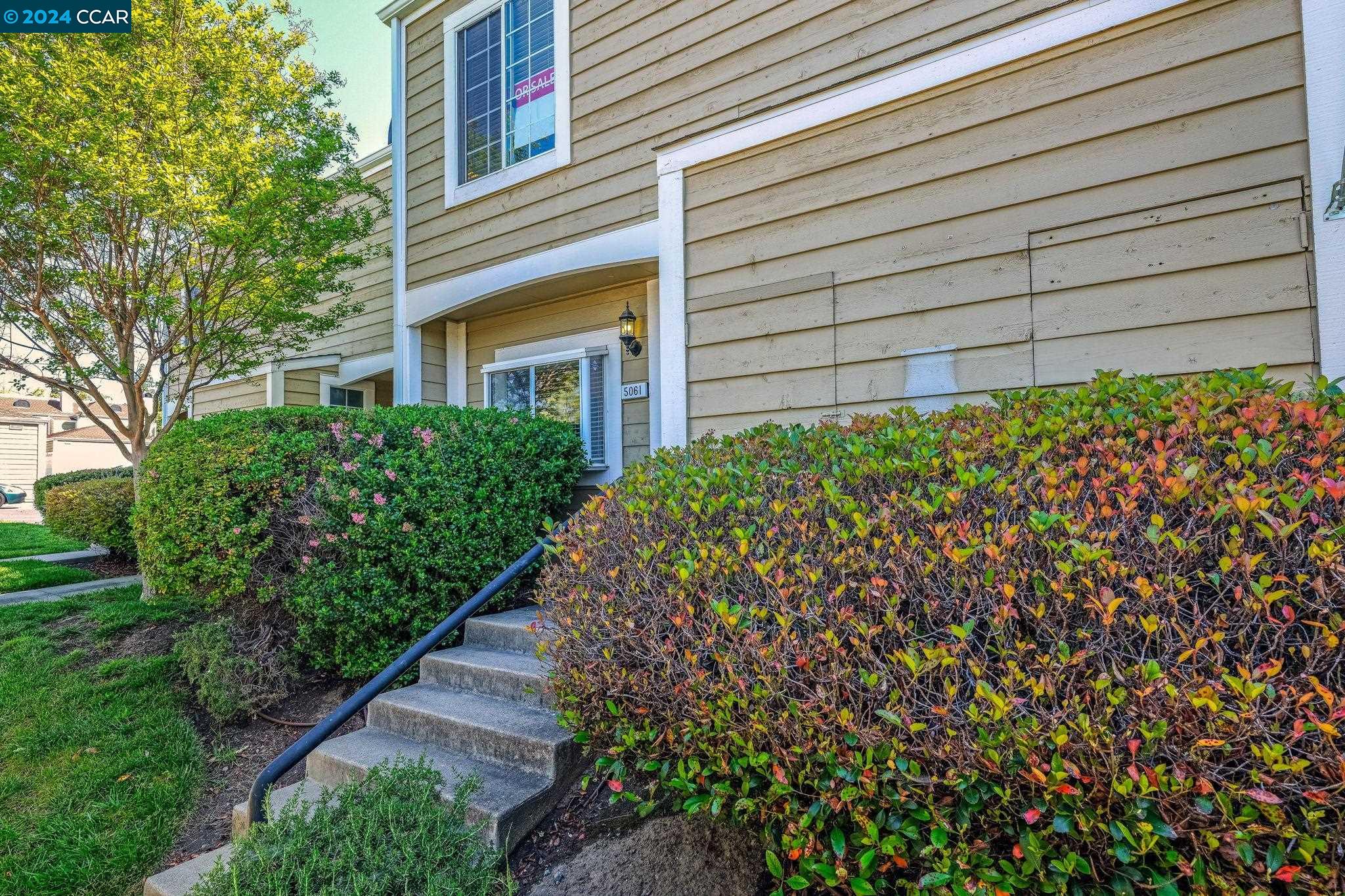 5061 Hiller Ln