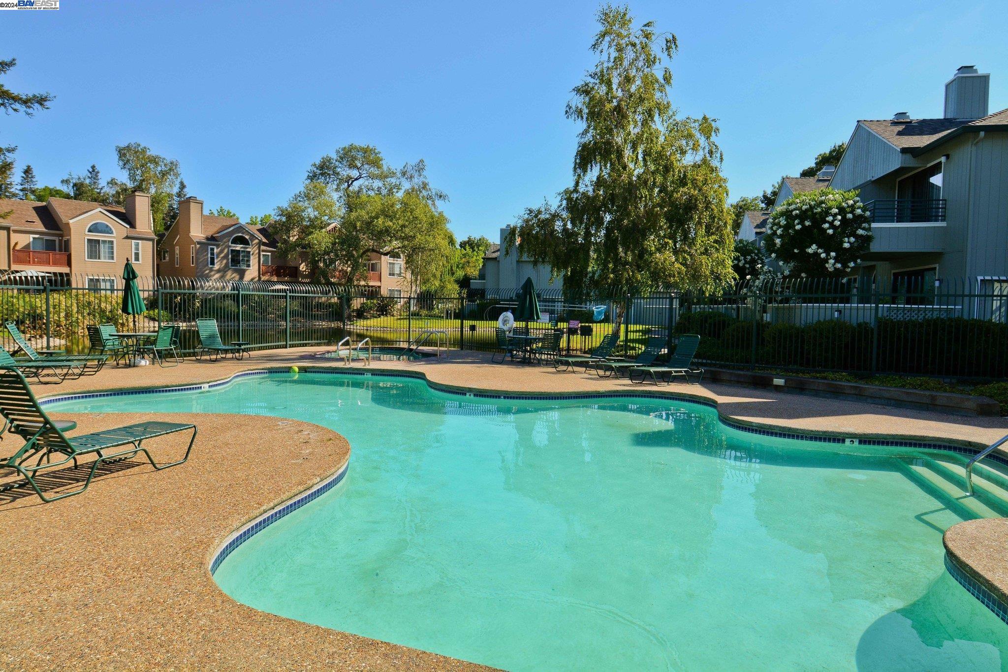 342 Rock Creek Way