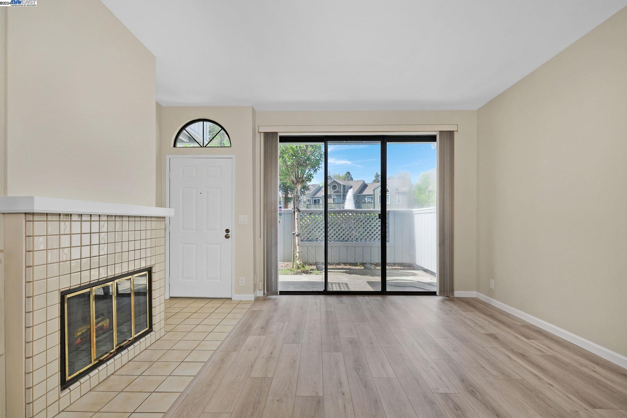342 Rock Creek Way