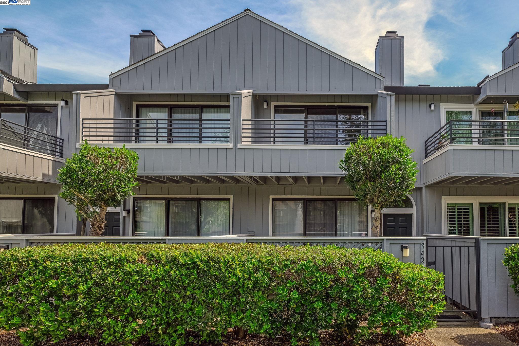 342 Rock Creek Way