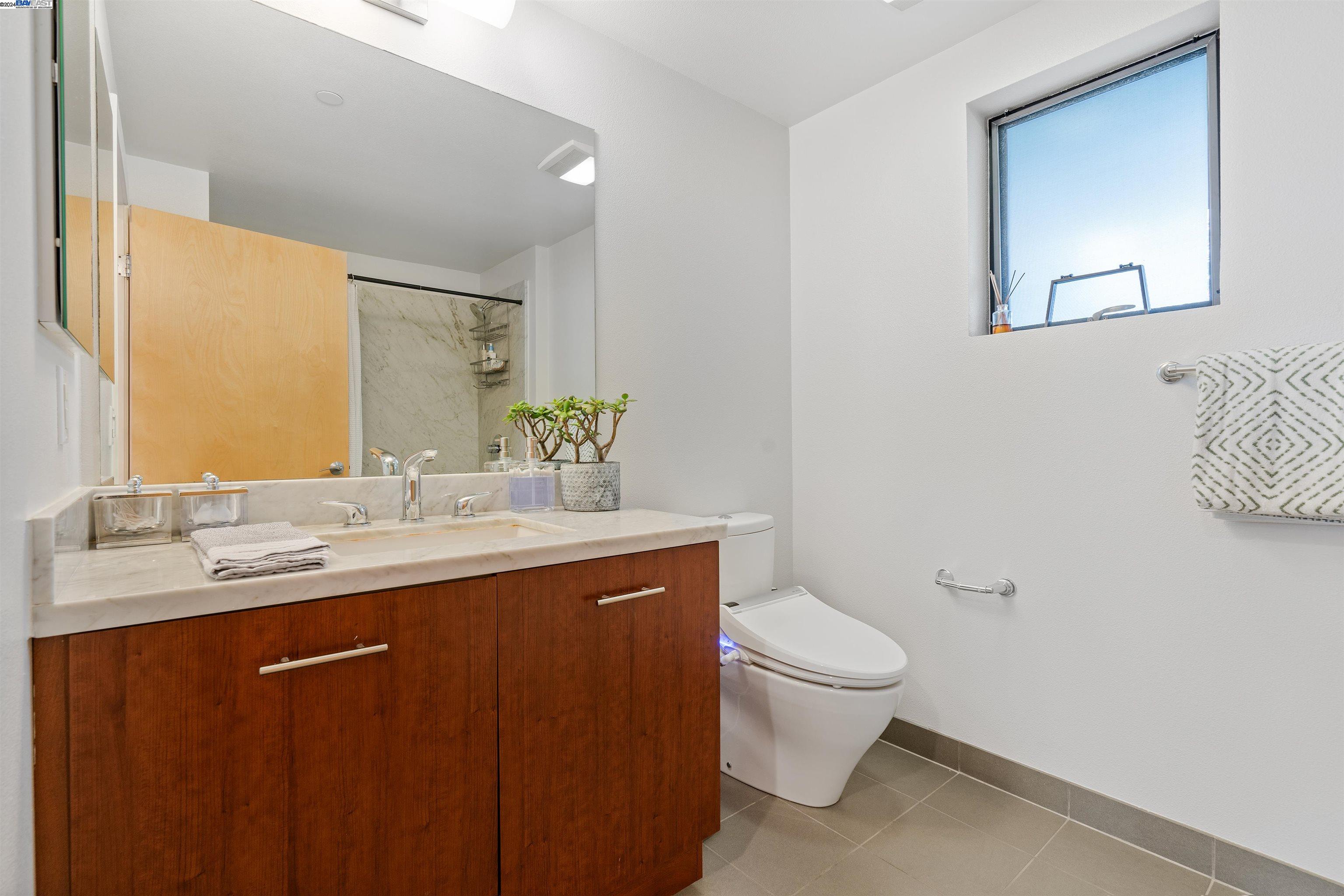 875 Indiana St # 326