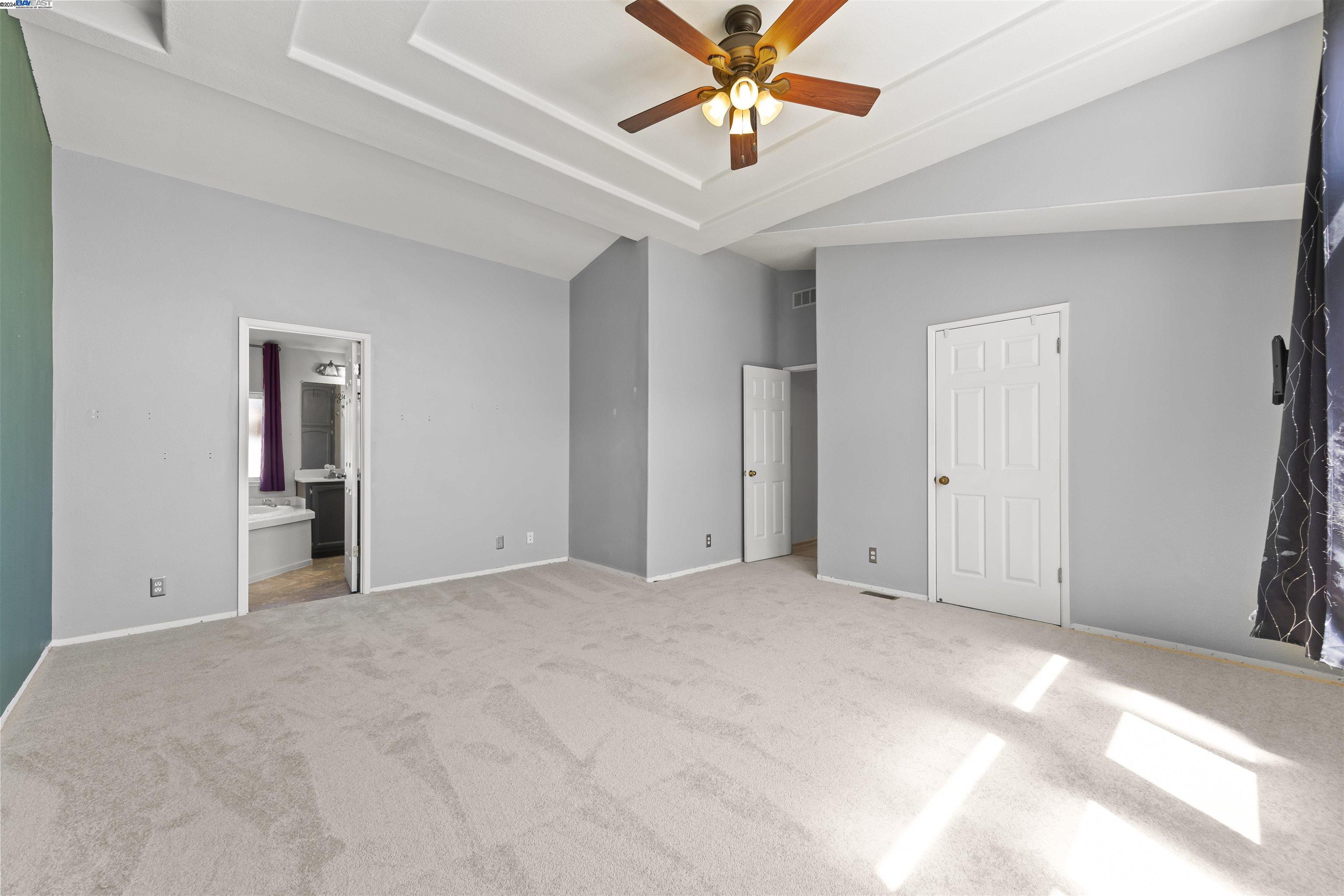 45 Timber Cove Dr