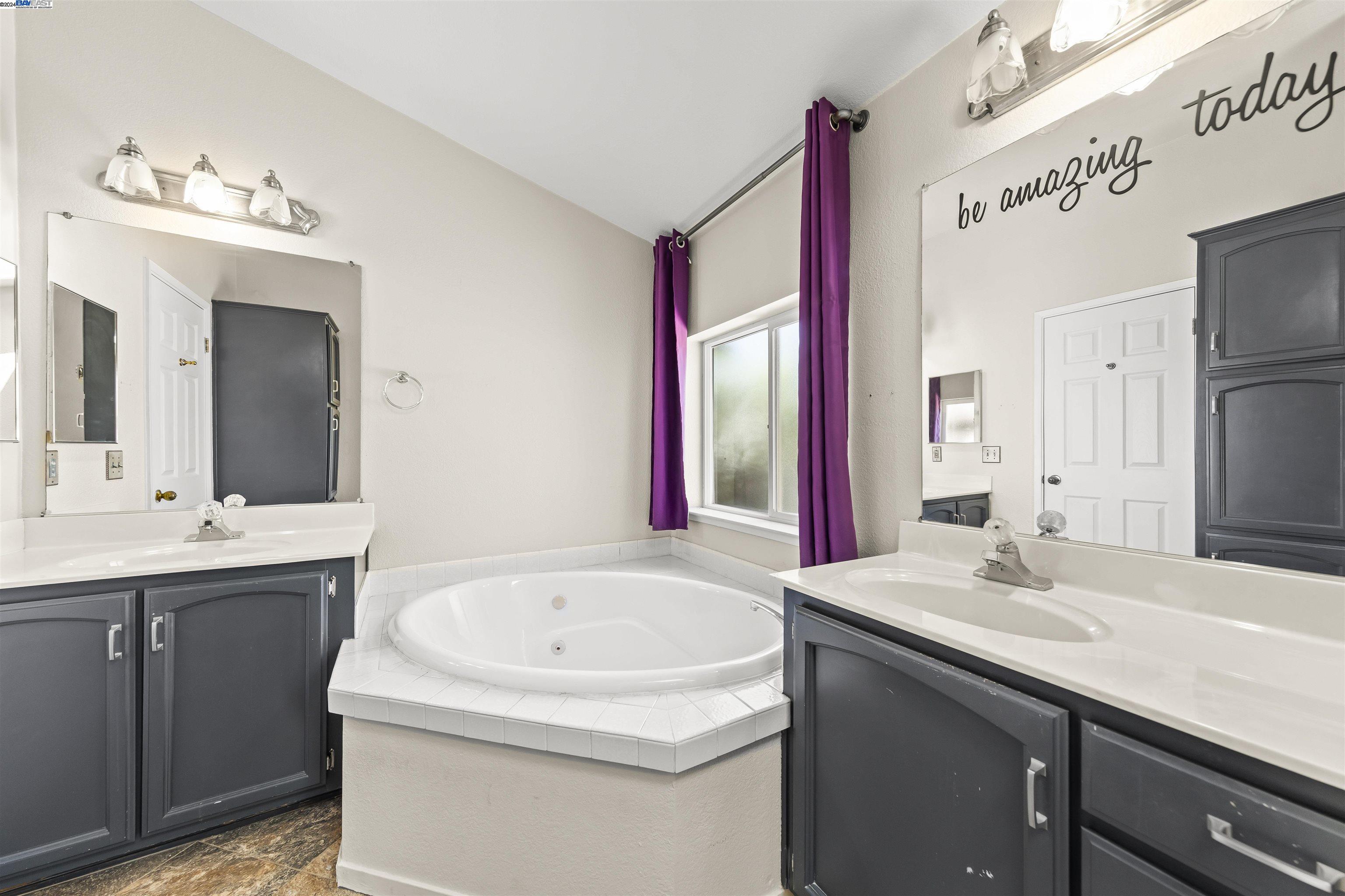 45 Timber Cove Dr