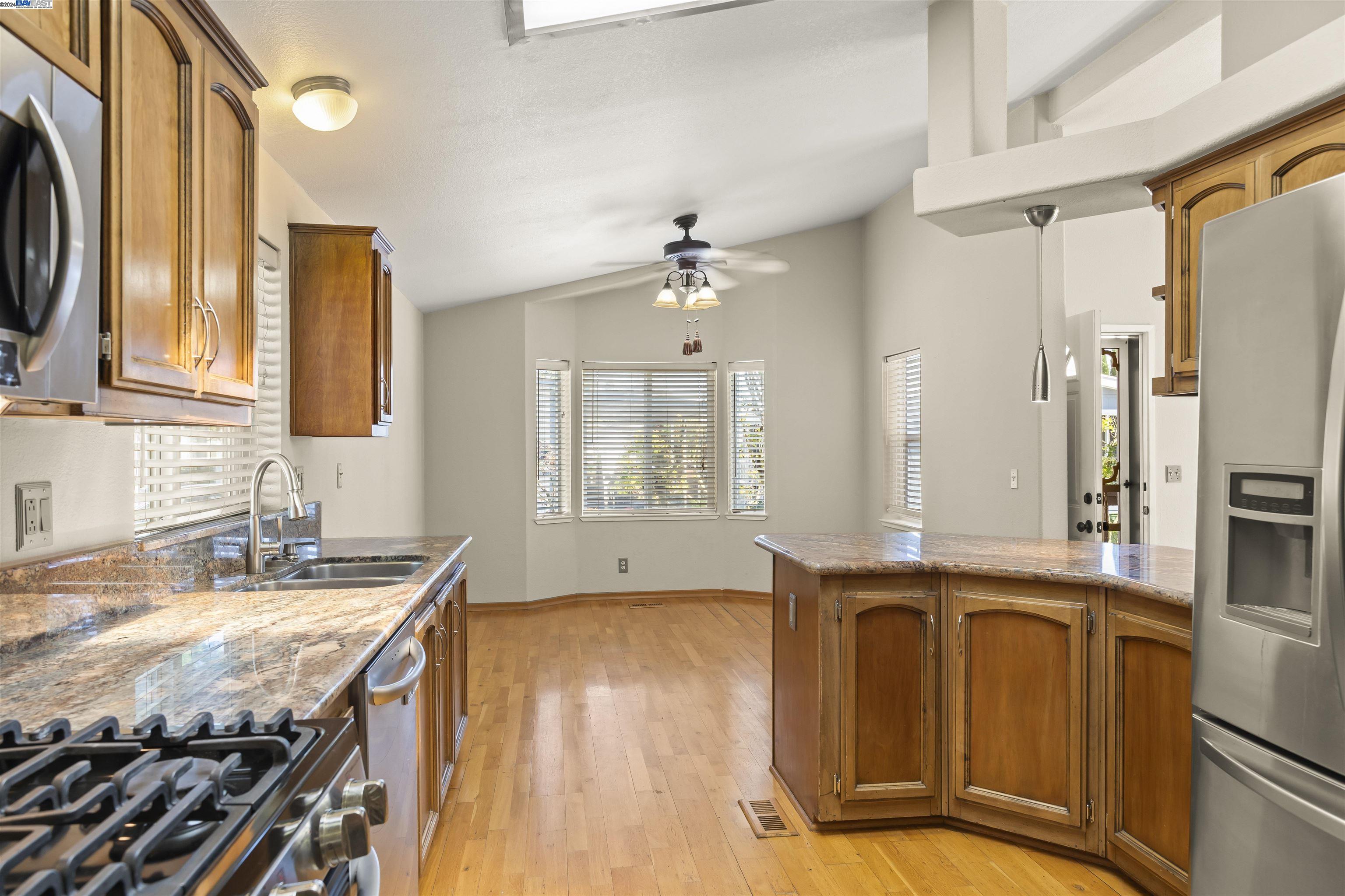45 Timber Cove Dr