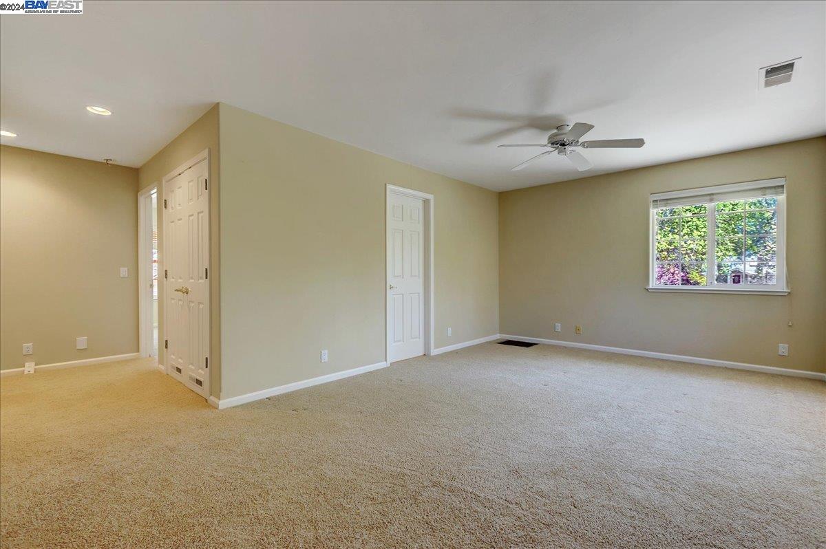 13743 Strawberry Cir