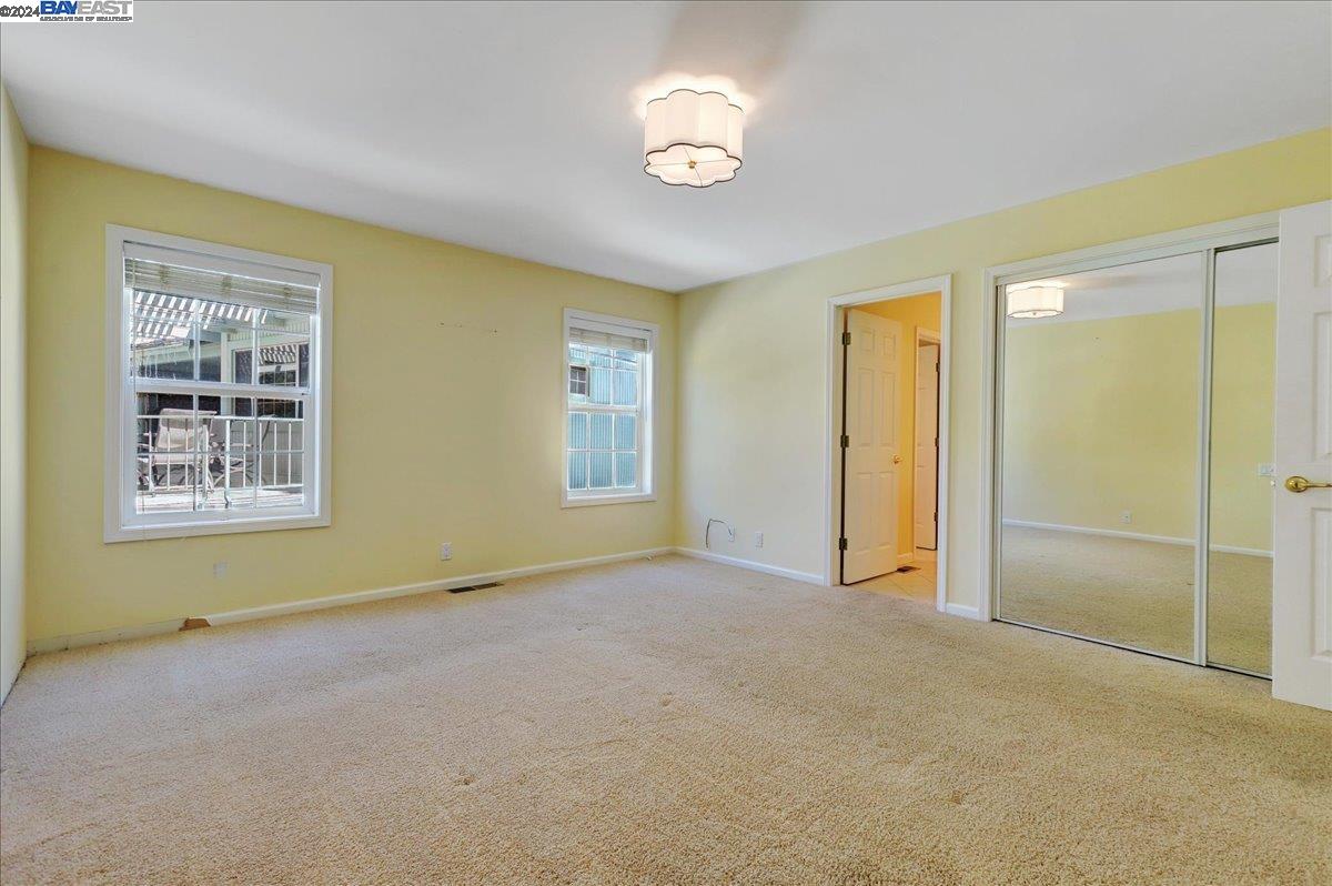 13743 Strawberry Cir
