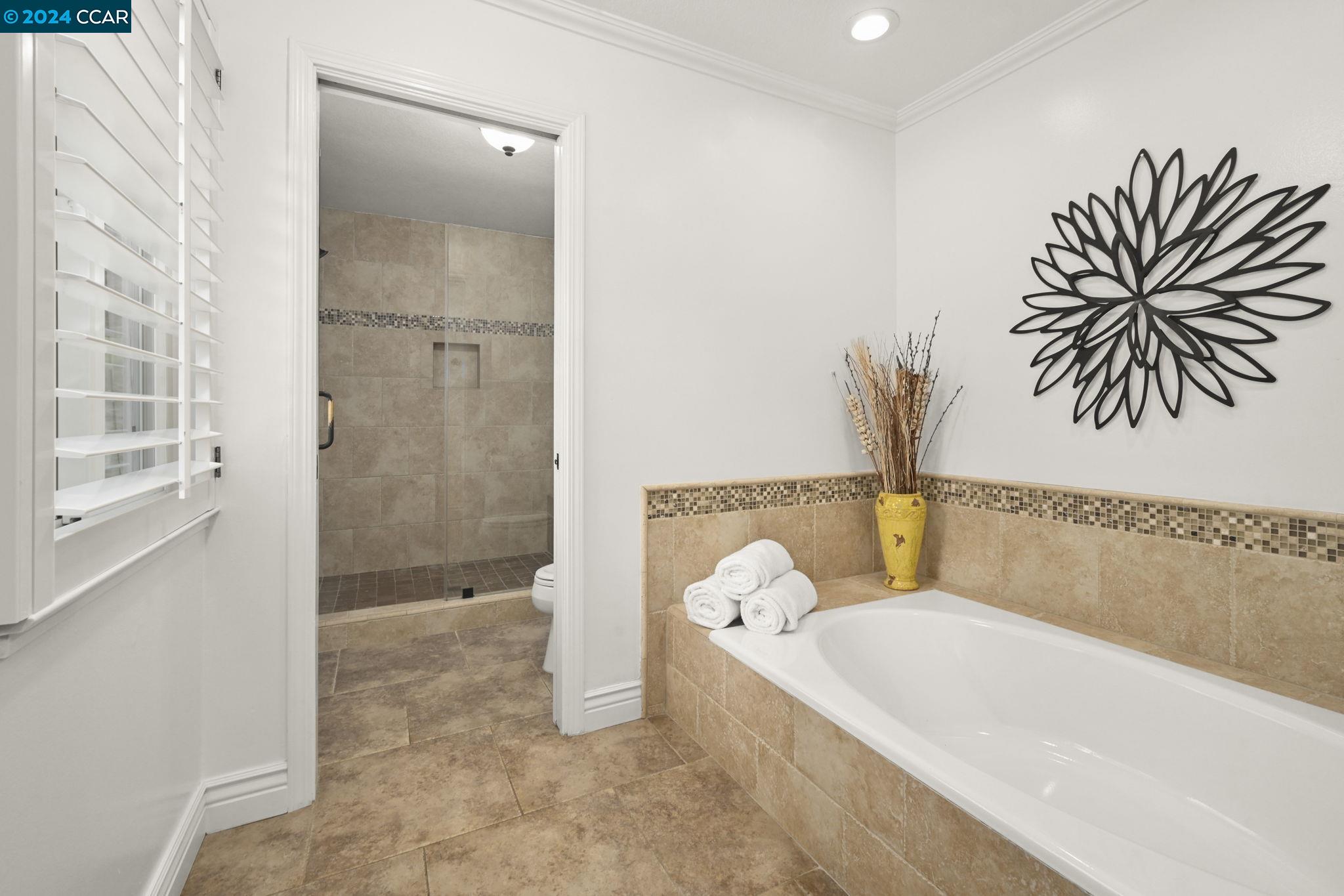 312 Red Maple Dr