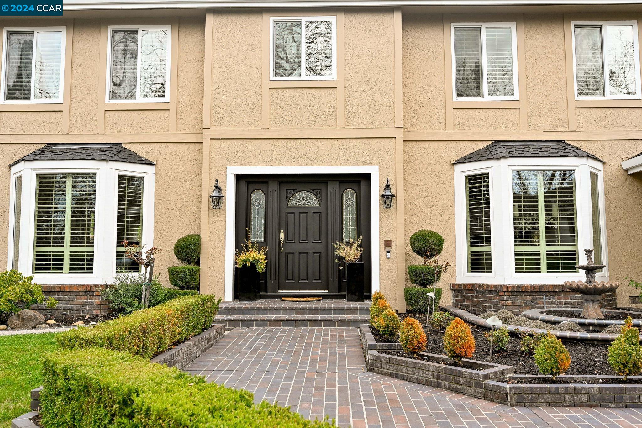 312 Red Maple Dr
