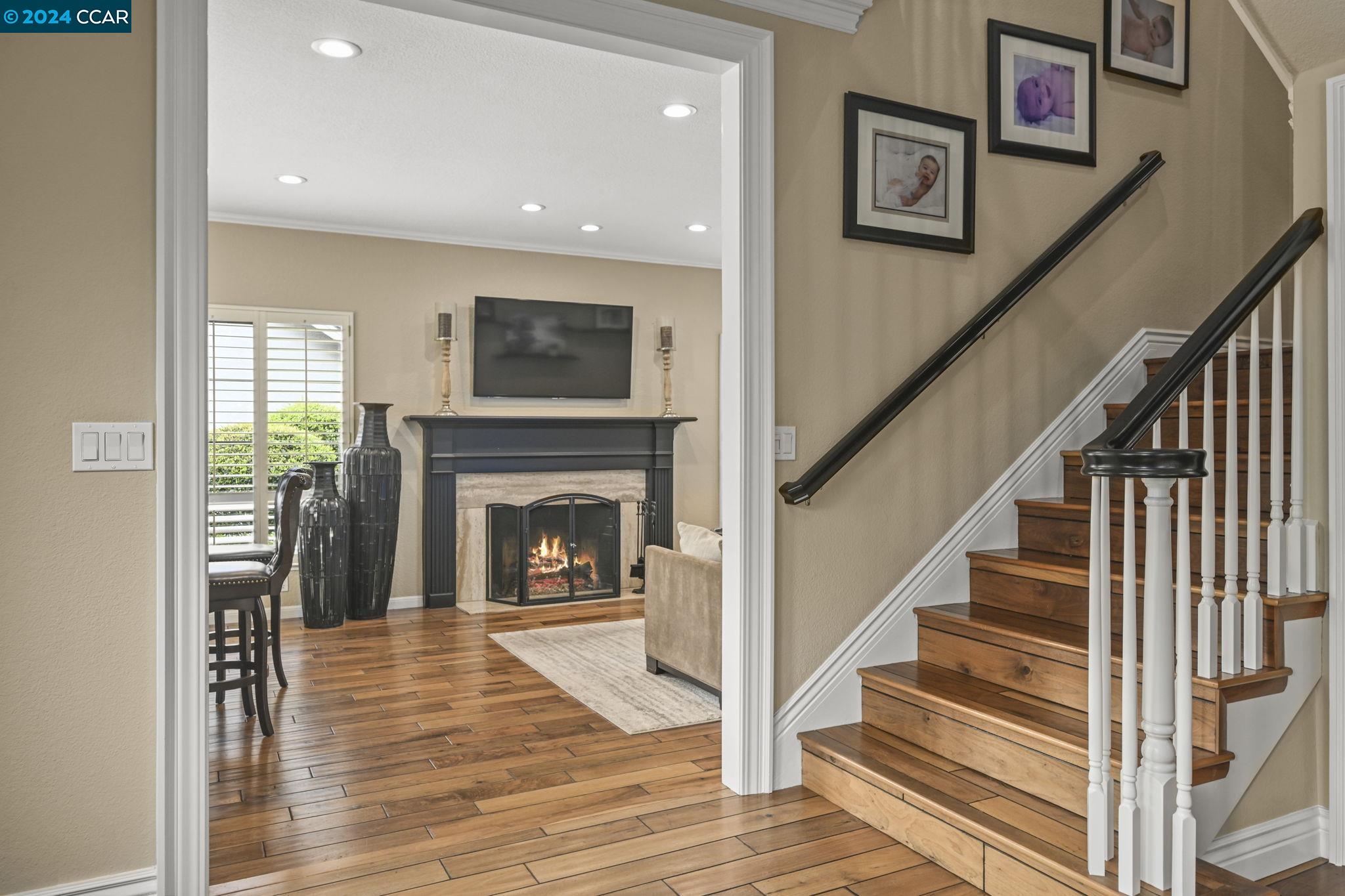 312 Red Maple Dr