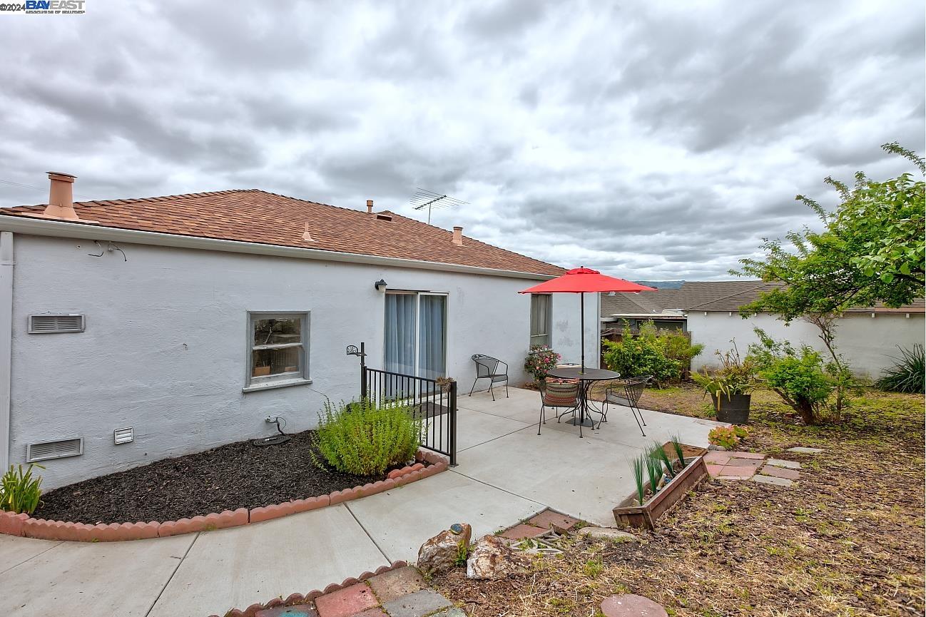 21179 Locust St.