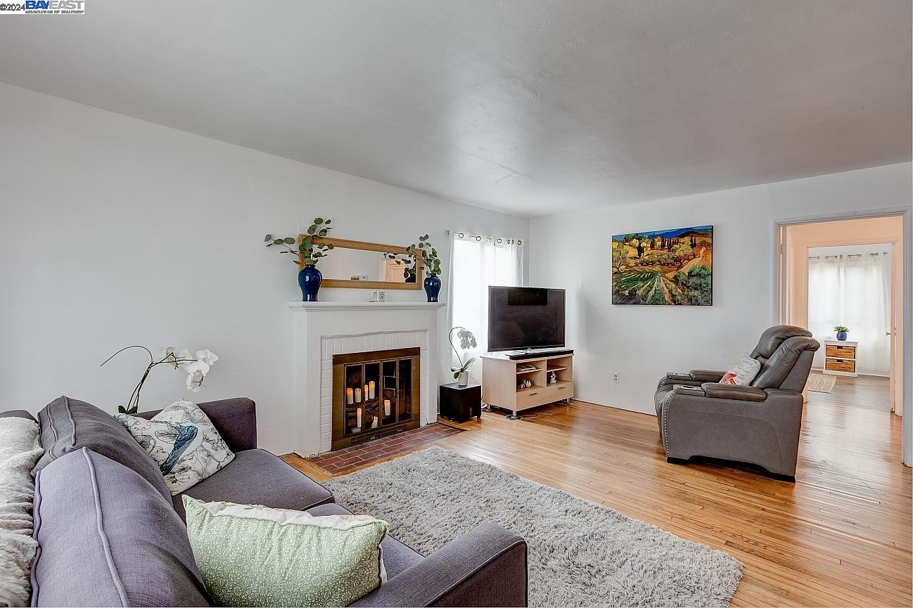 21179 Locust St.