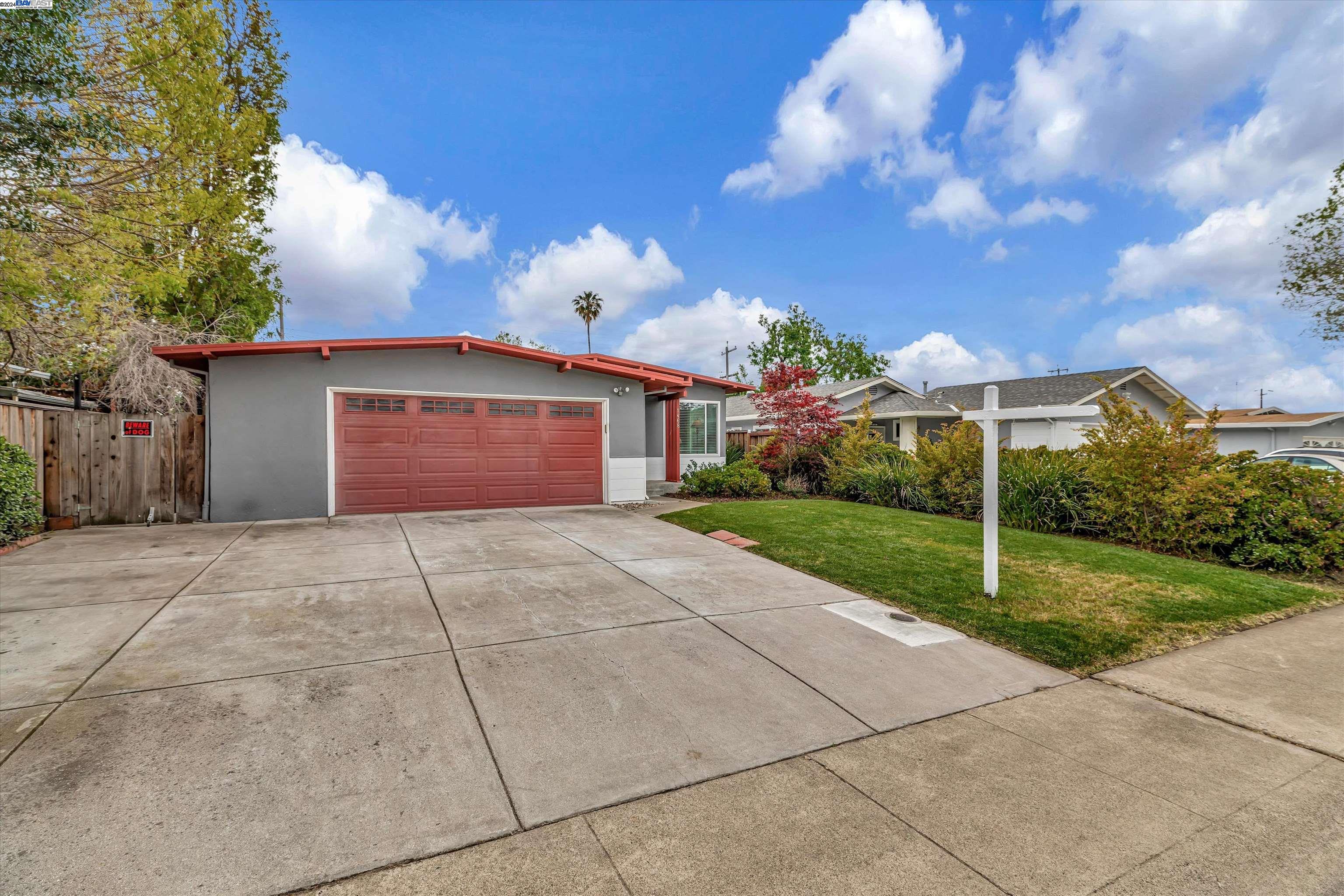 1468 Canton Dr