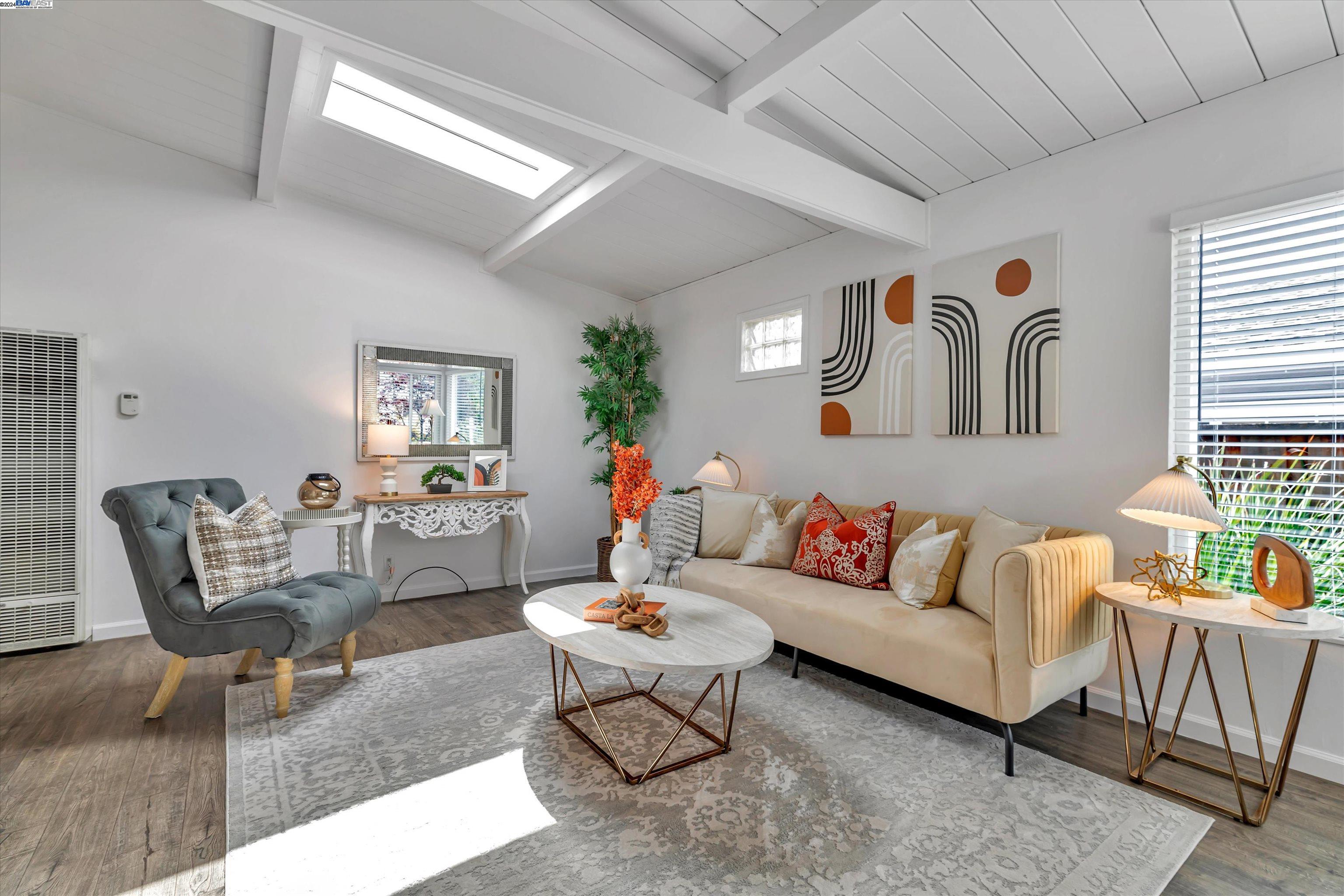 1468 Canton Dr