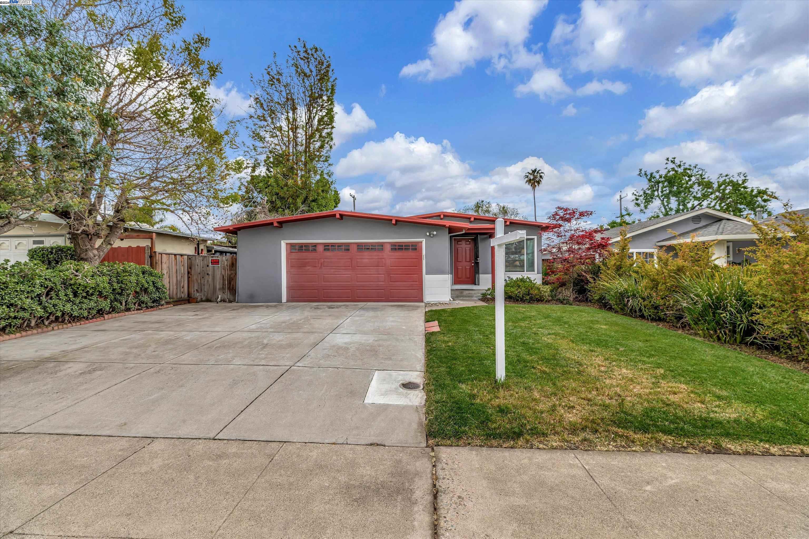 1468 Canton Dr