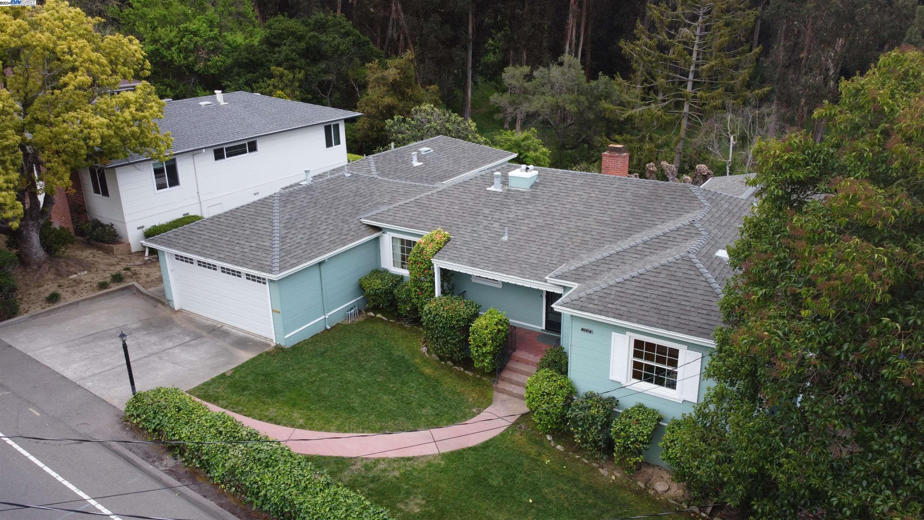 2827 Hansen Rd