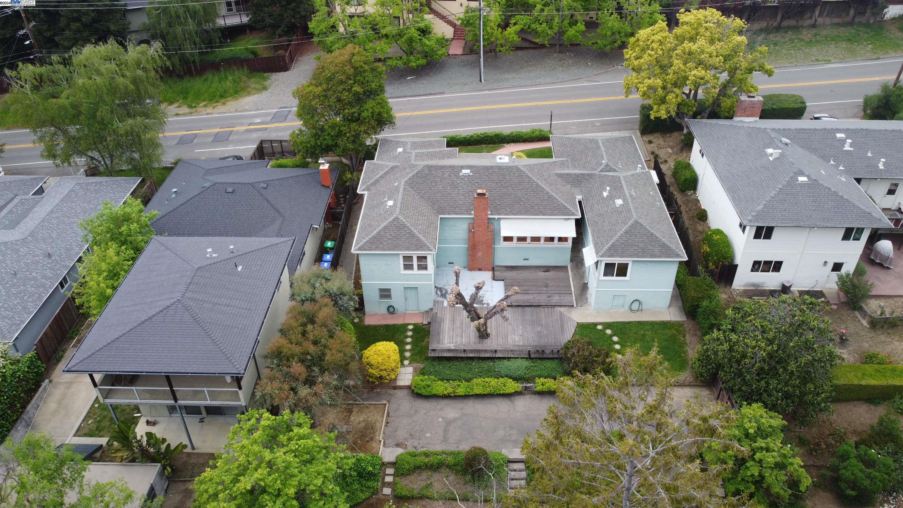 2827 Hansen Rd