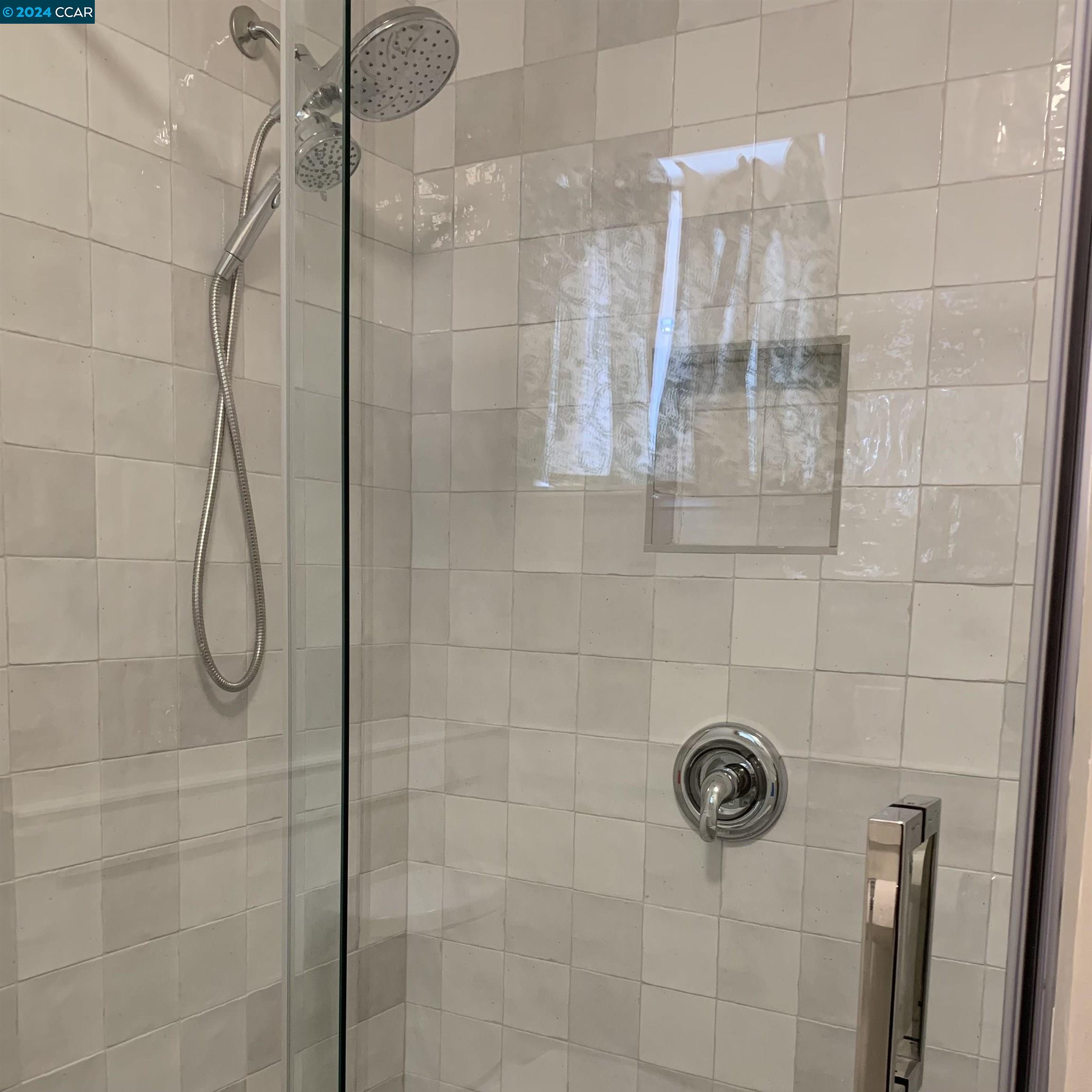 102 La Sonoma Way (Cottage)