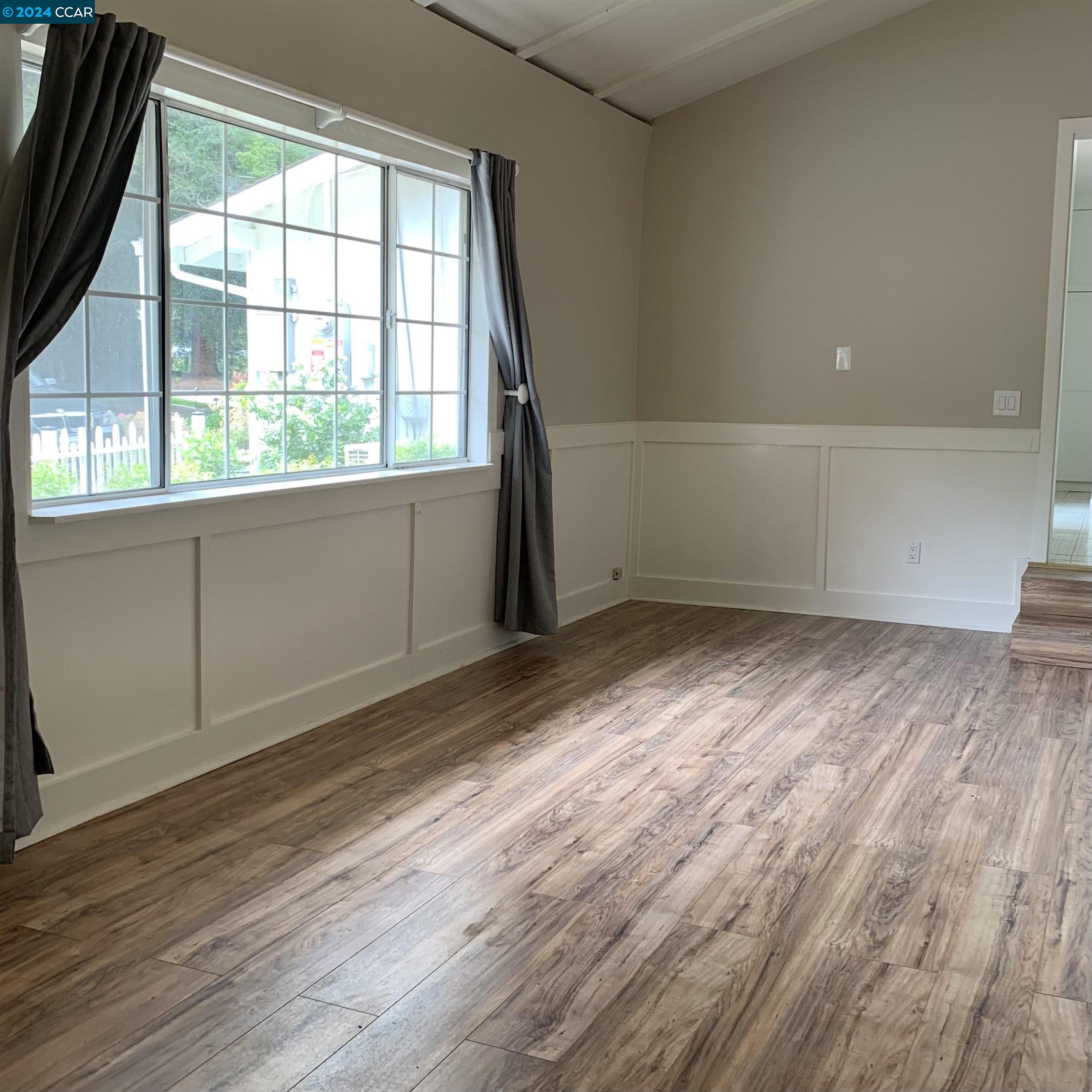 102 La Sonoma Way (Cottage)