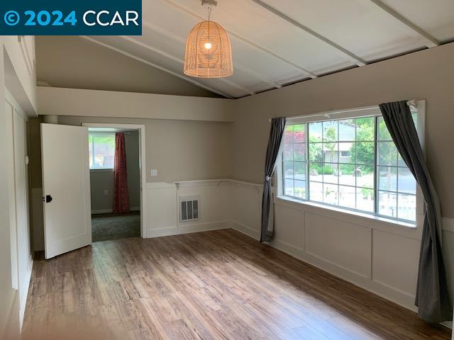 102 La Sonoma Way (Cottage)