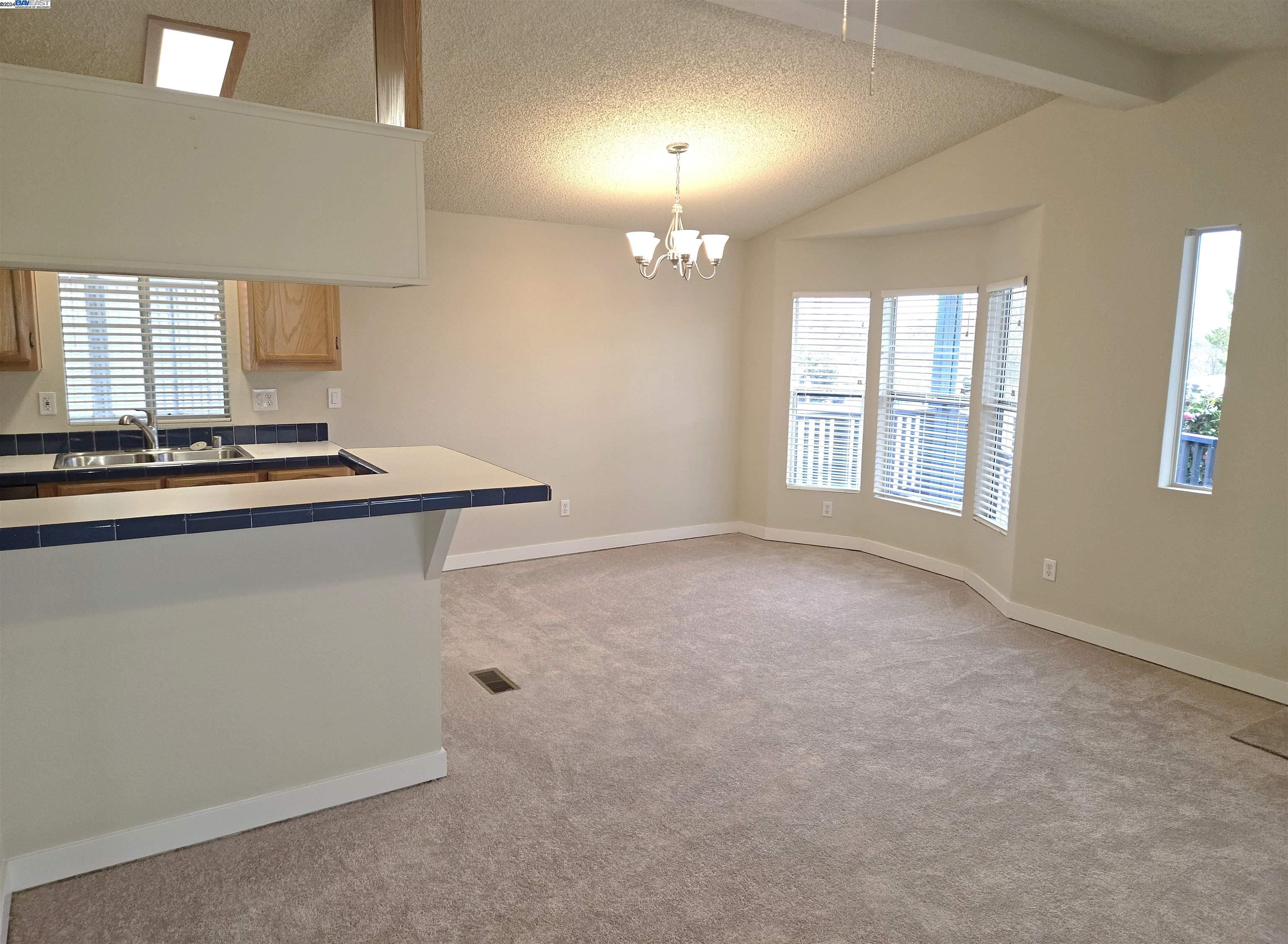 3263 Vineyard Ave # 192