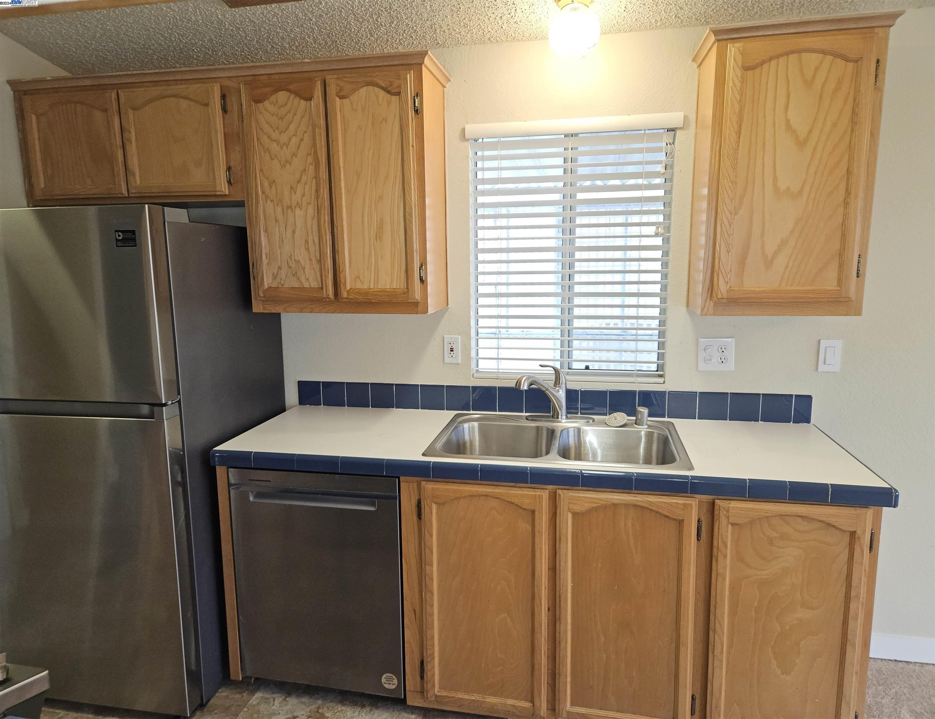 3263 Vineyard Ave # 192