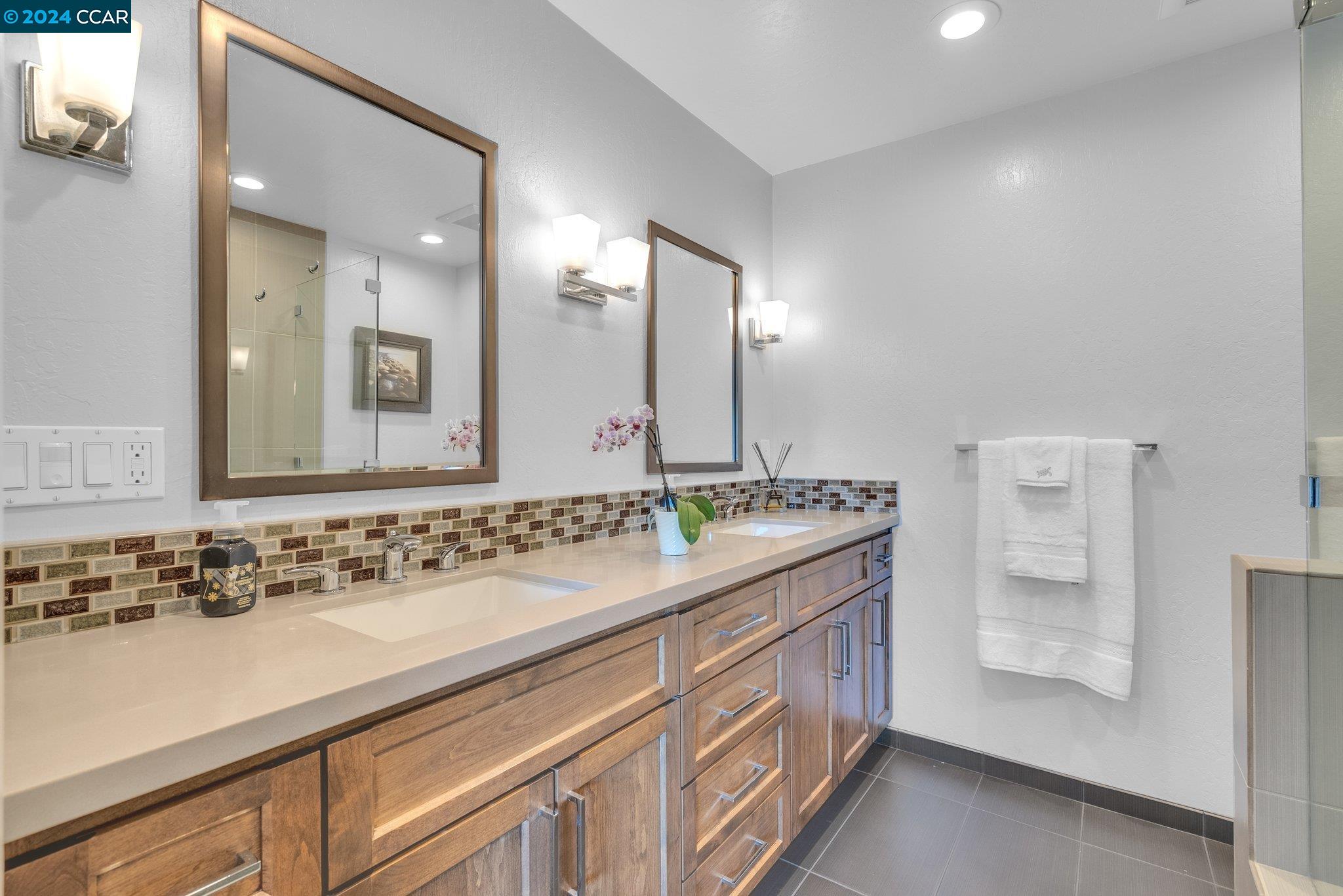 2489 Camino De Jugar