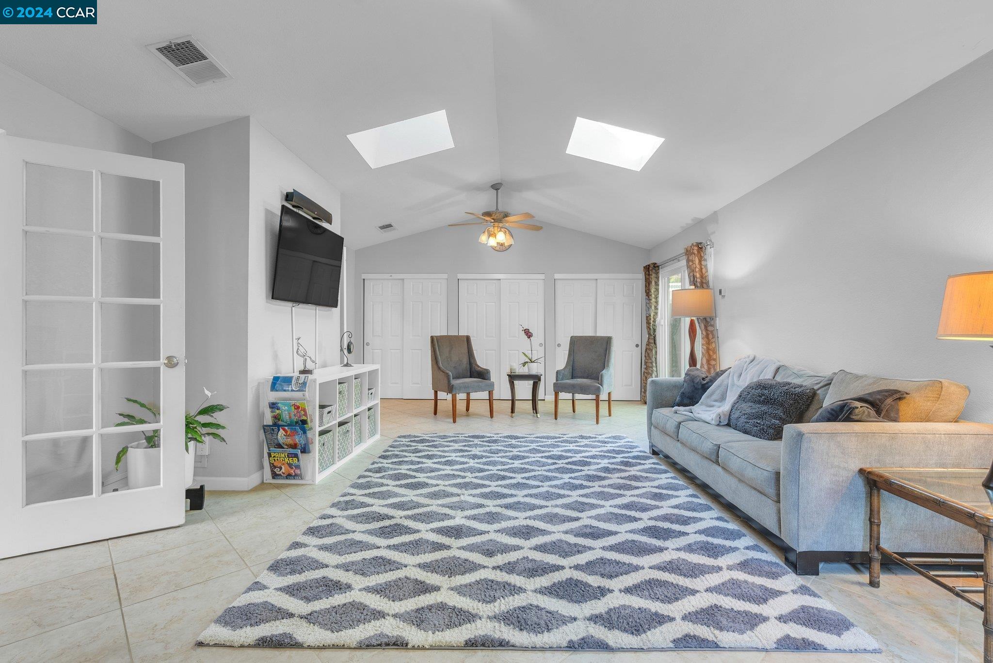 2489 Camino De Jugar