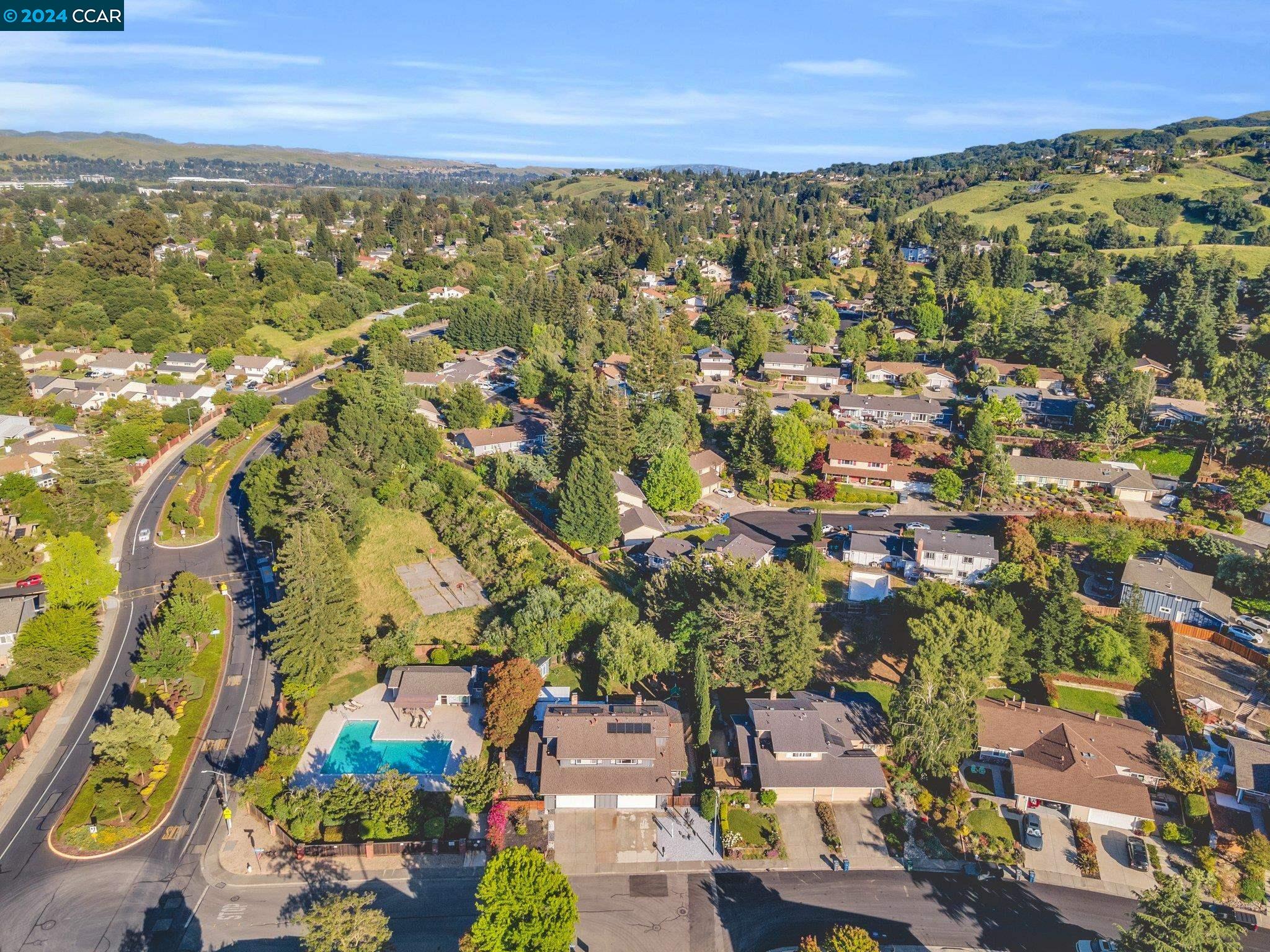 2489 Camino De Jugar