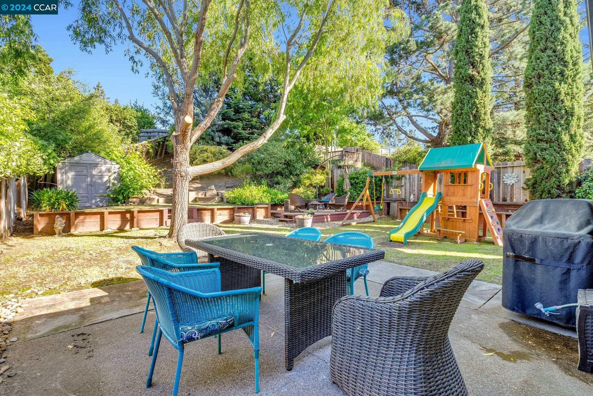 2489 Camino De Jugar