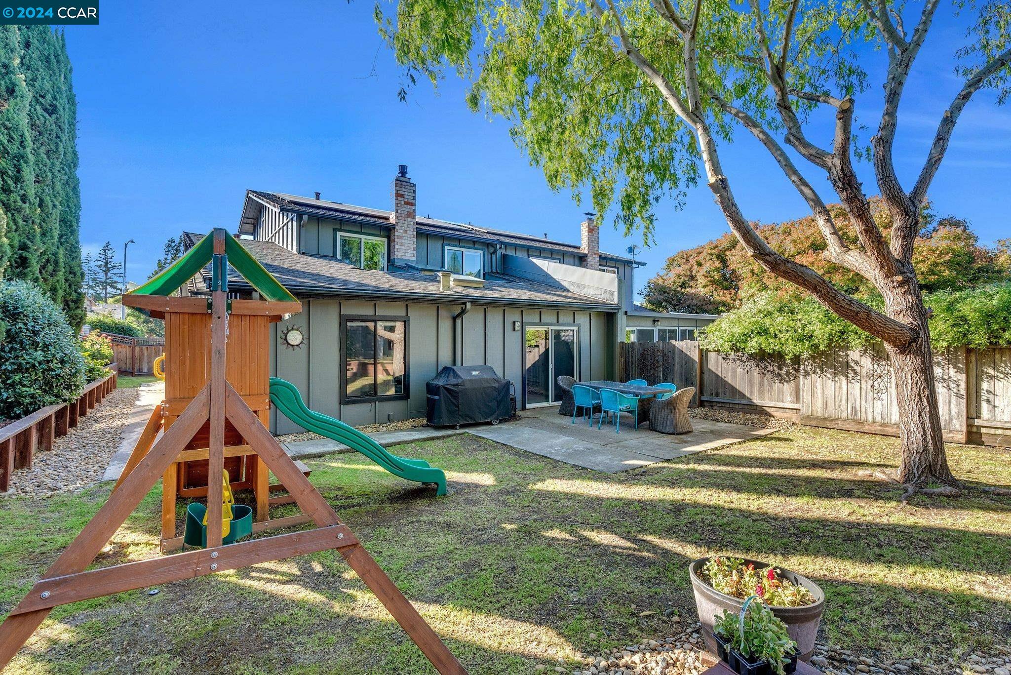 2489 Camino De Jugar