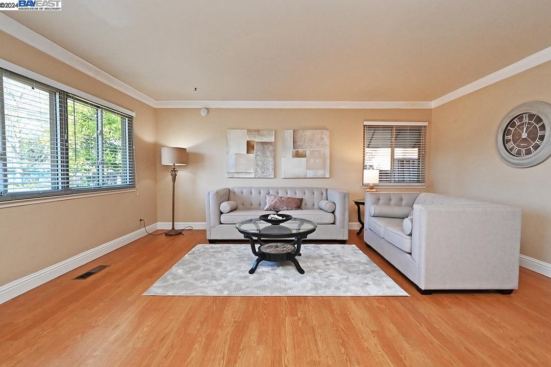 2380 Saint George Dr