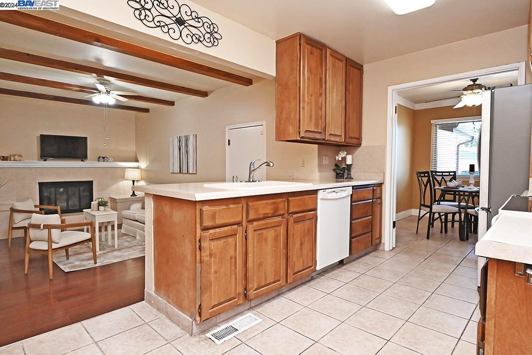 2380 Saint George Dr