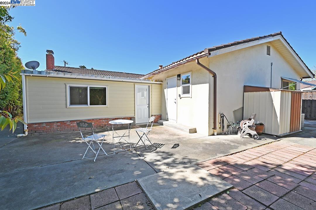 2380 Saint George Dr