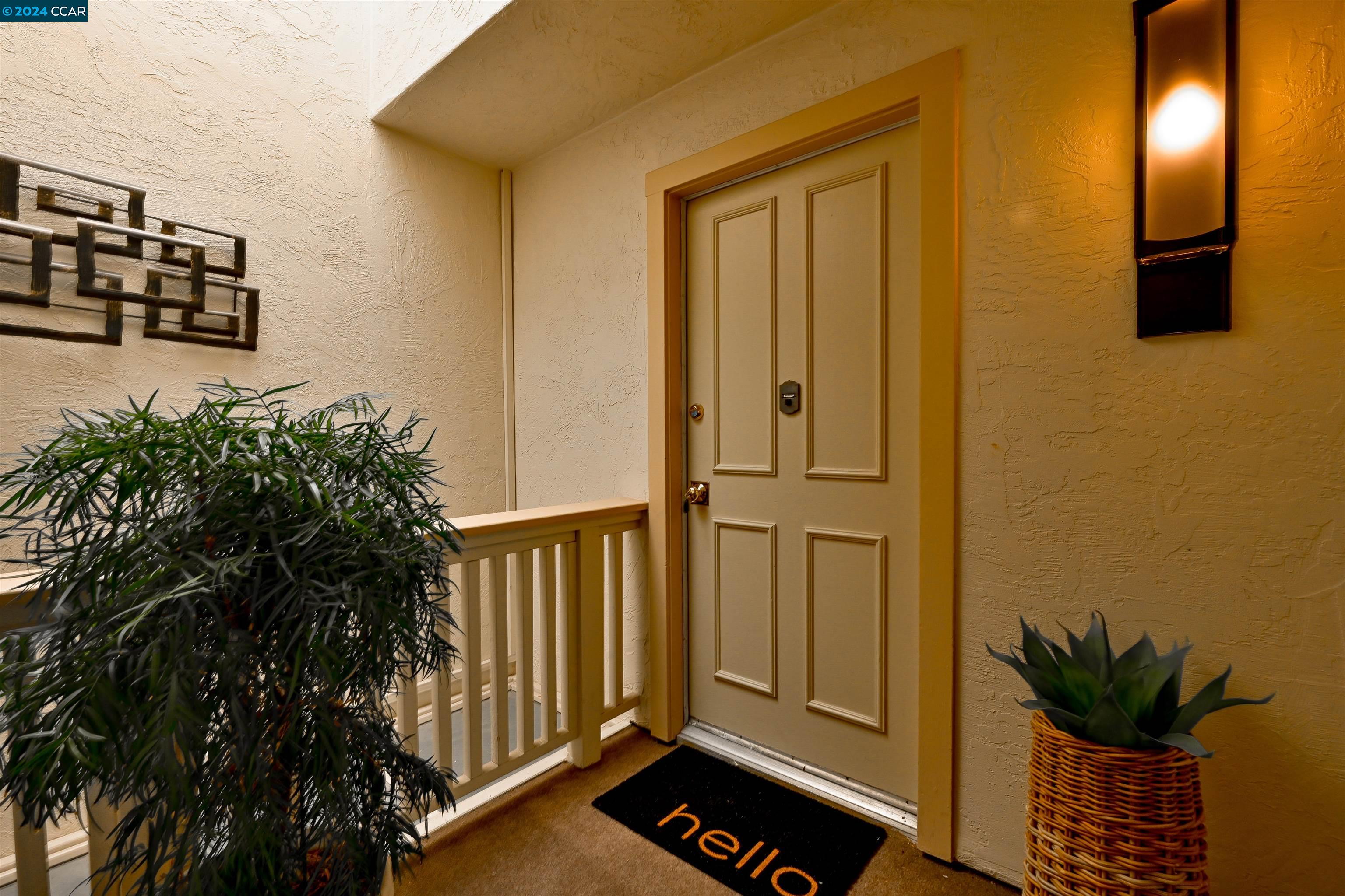1317 Ptarmigan Dr # 3 Unit: #3