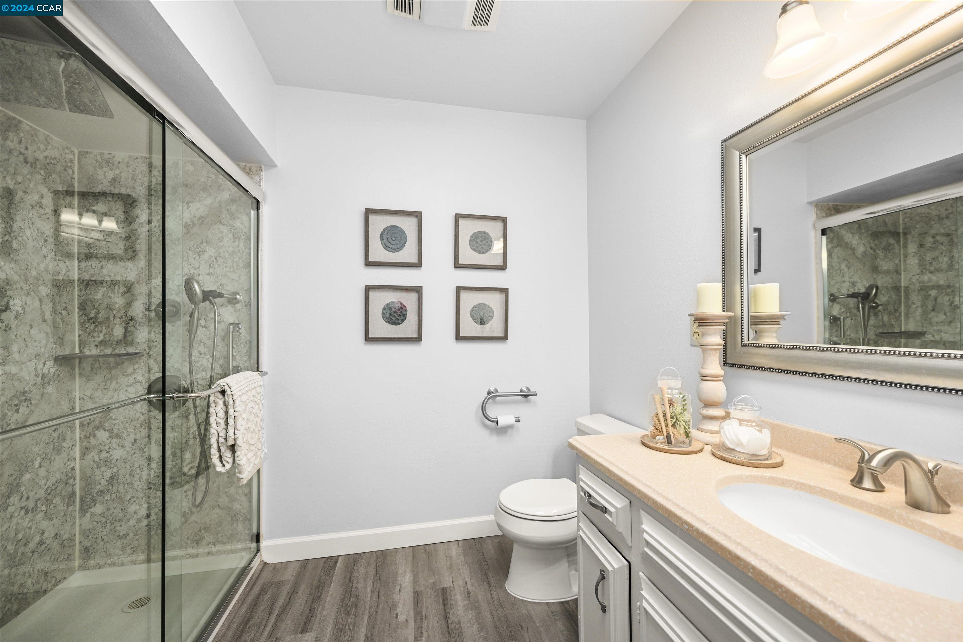 1317 Ptarmigan Dr # 3 Unit: #3