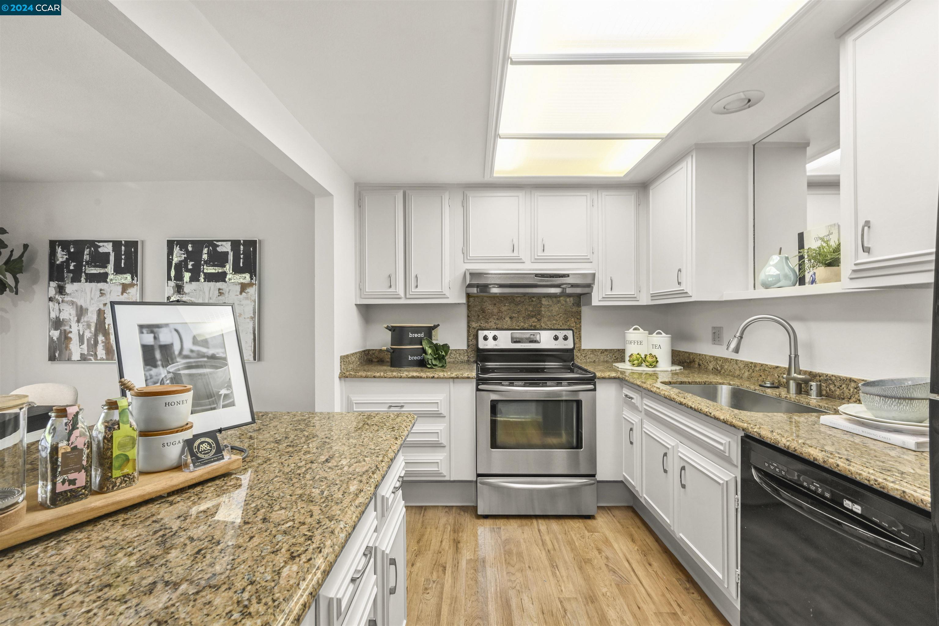 1317 Ptarmigan Dr # 3 Unit: #3