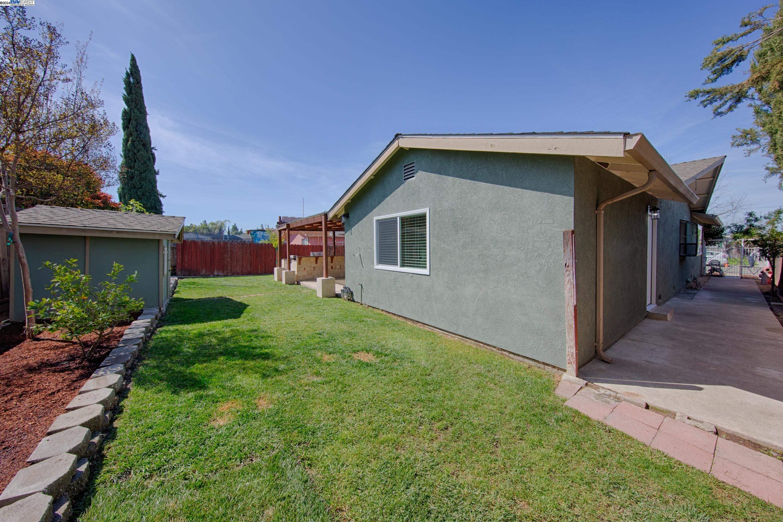 625 Nightingale