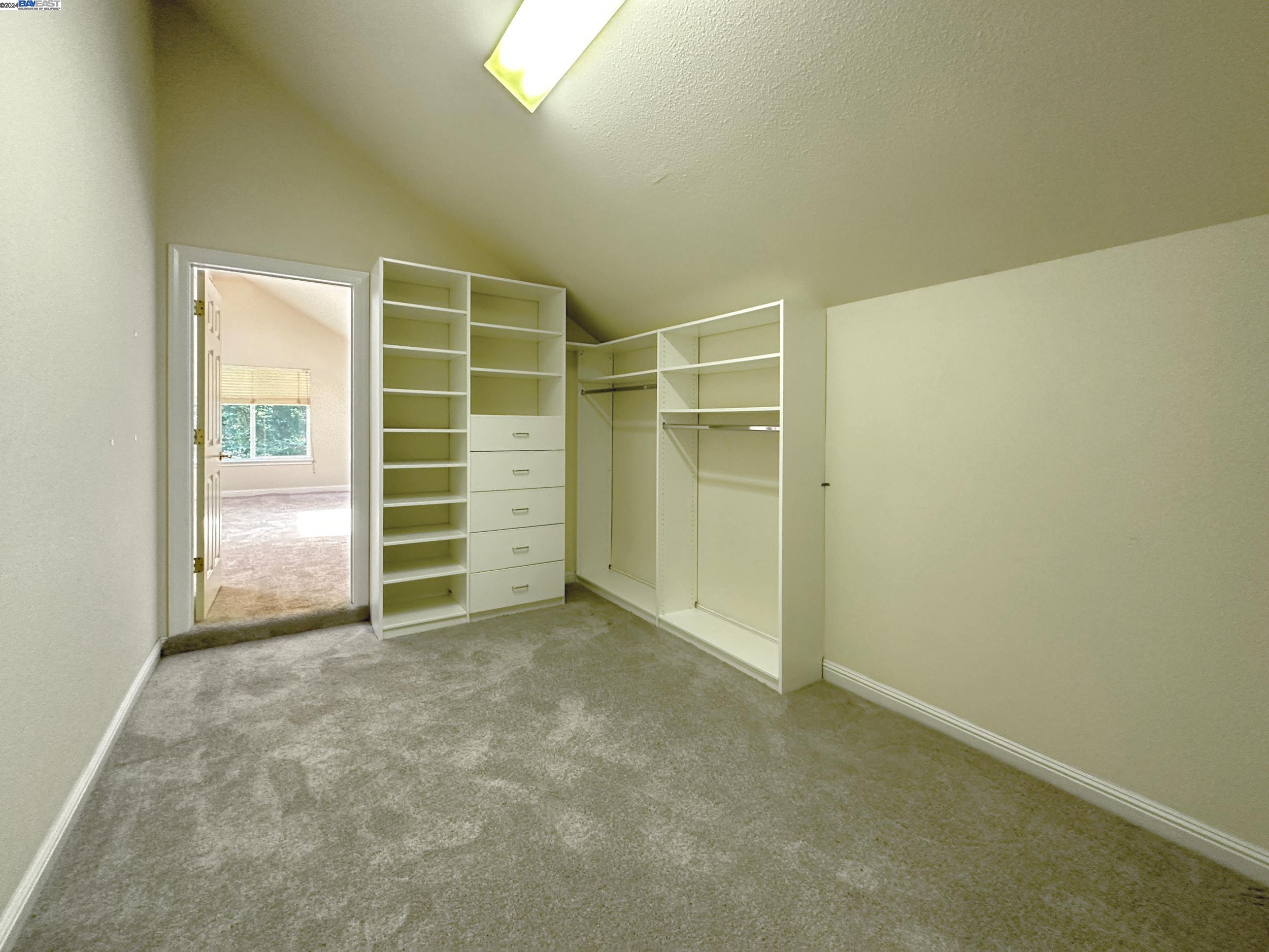 895 Gail Ct
