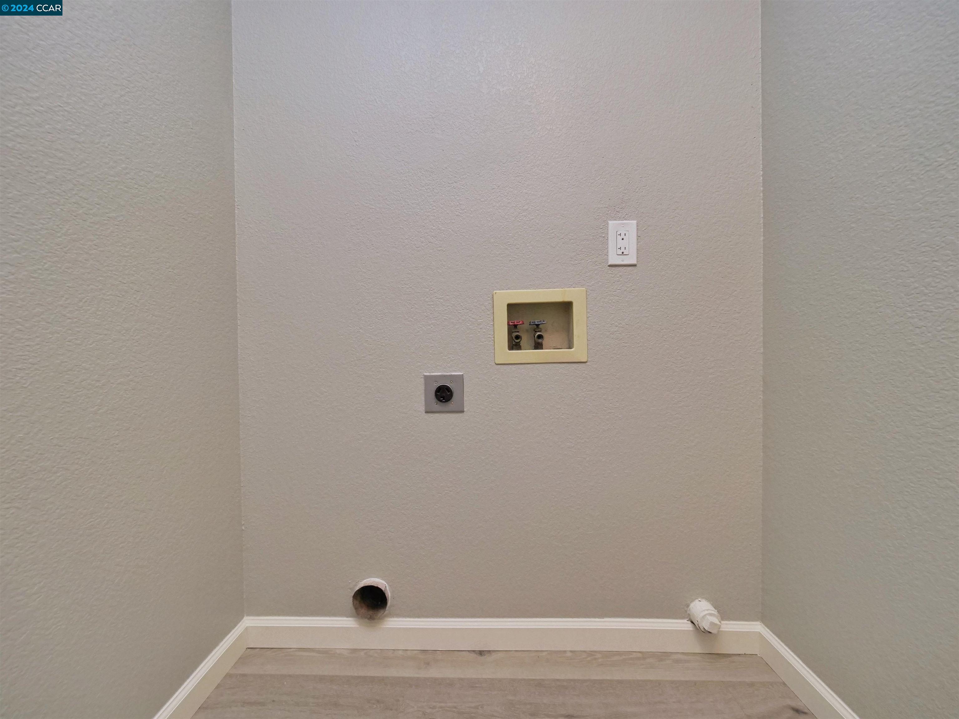 4308 Castle Cary Lane