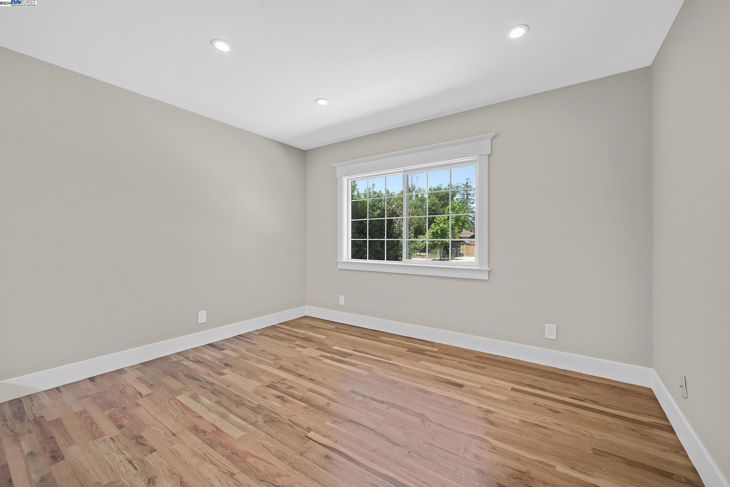 1857 Elm St