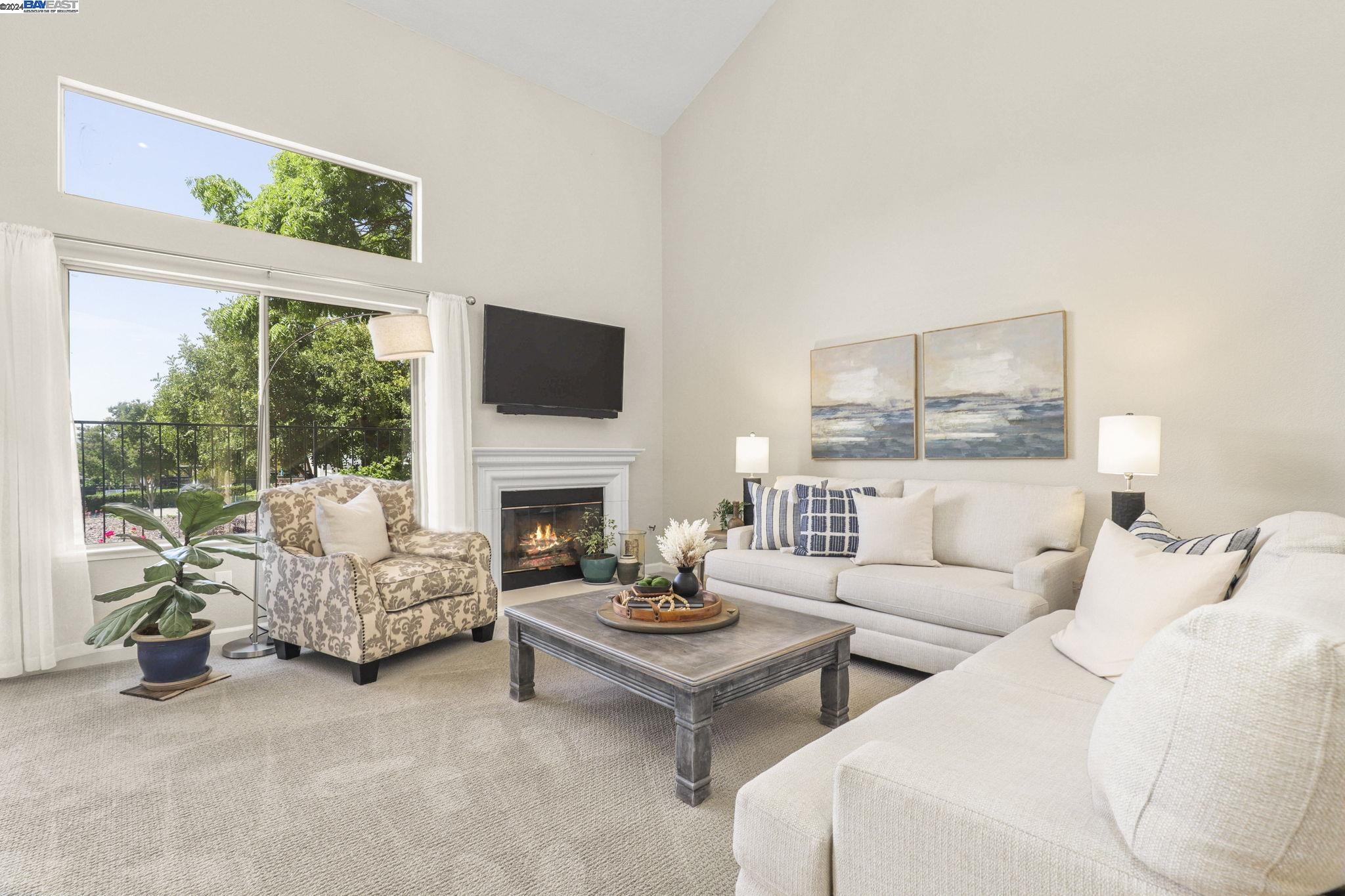 227 Portola Dr