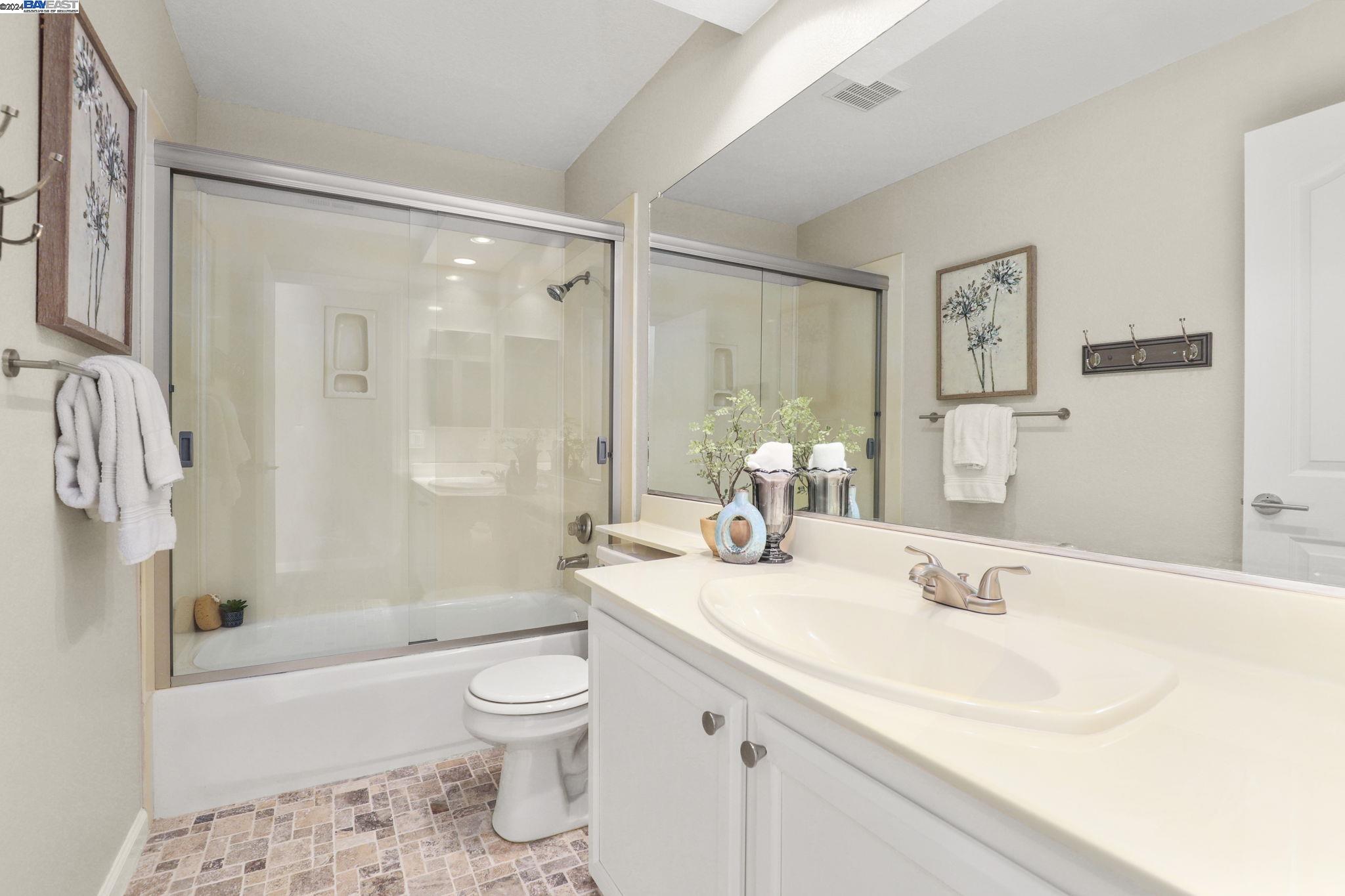 227 Portola Dr