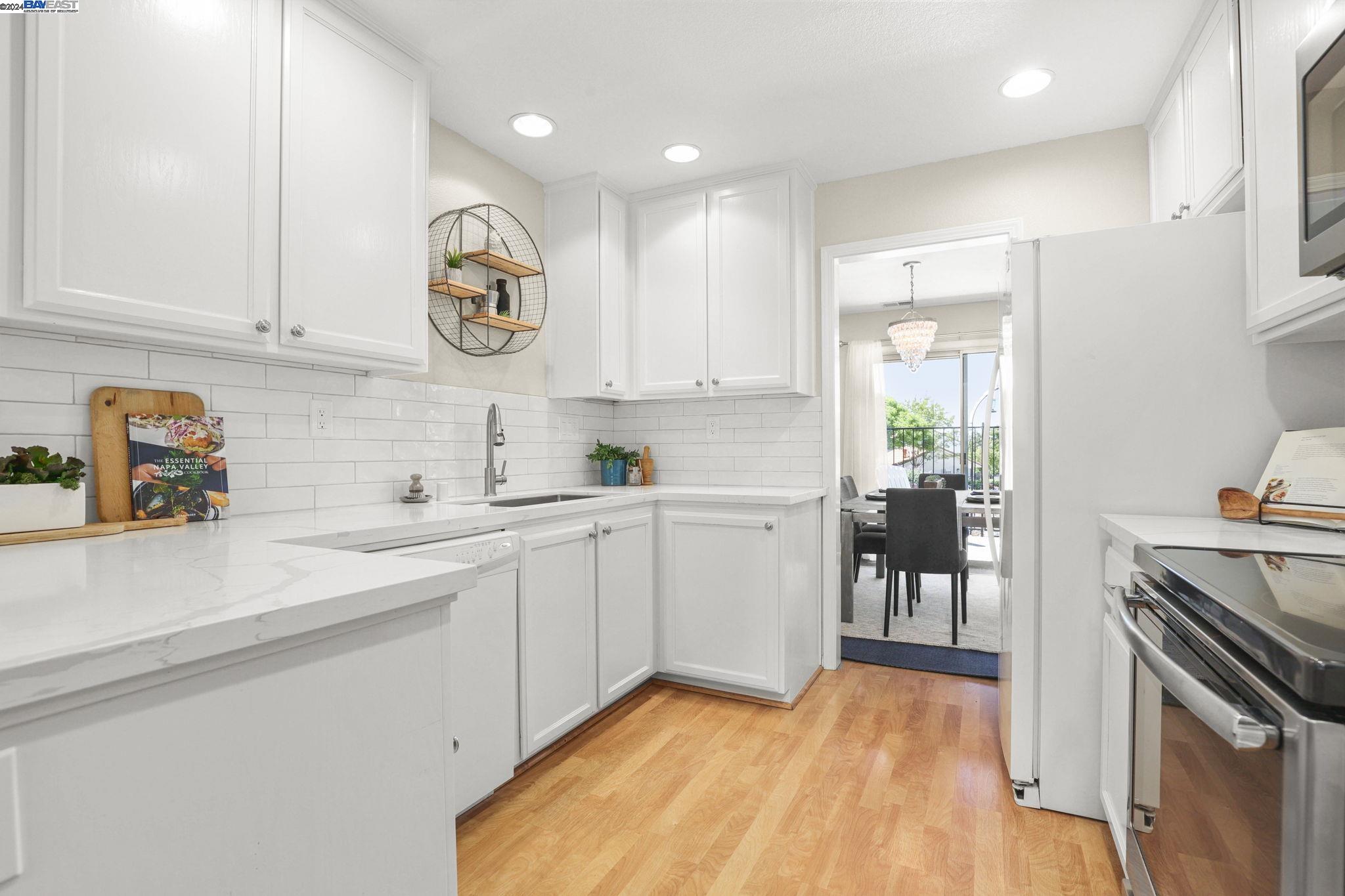 227 Portola Dr